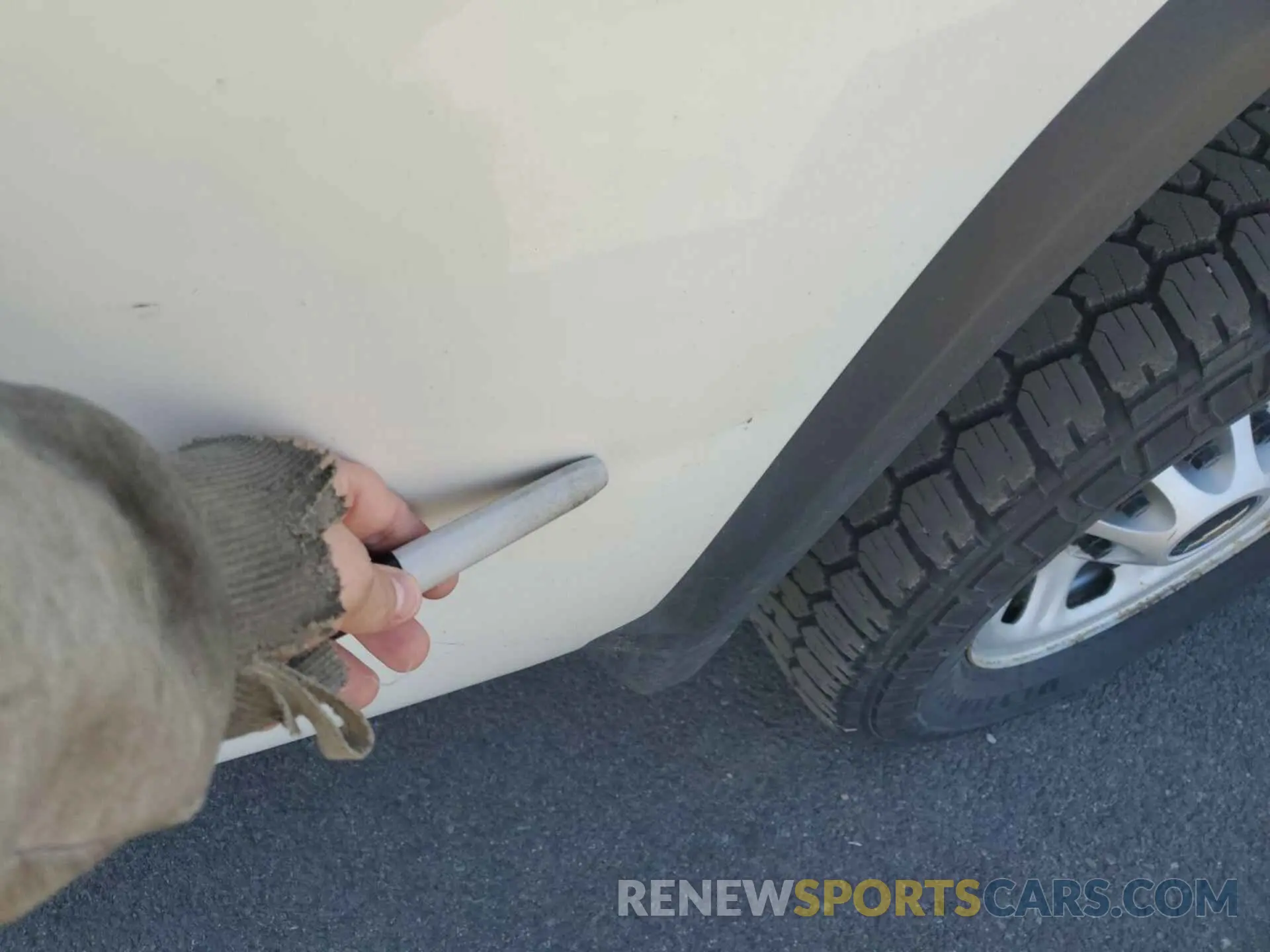 2 Photograph of a damaged car 1GC5YSEY4MF283756 CHEVROLET SILVERADO 2021