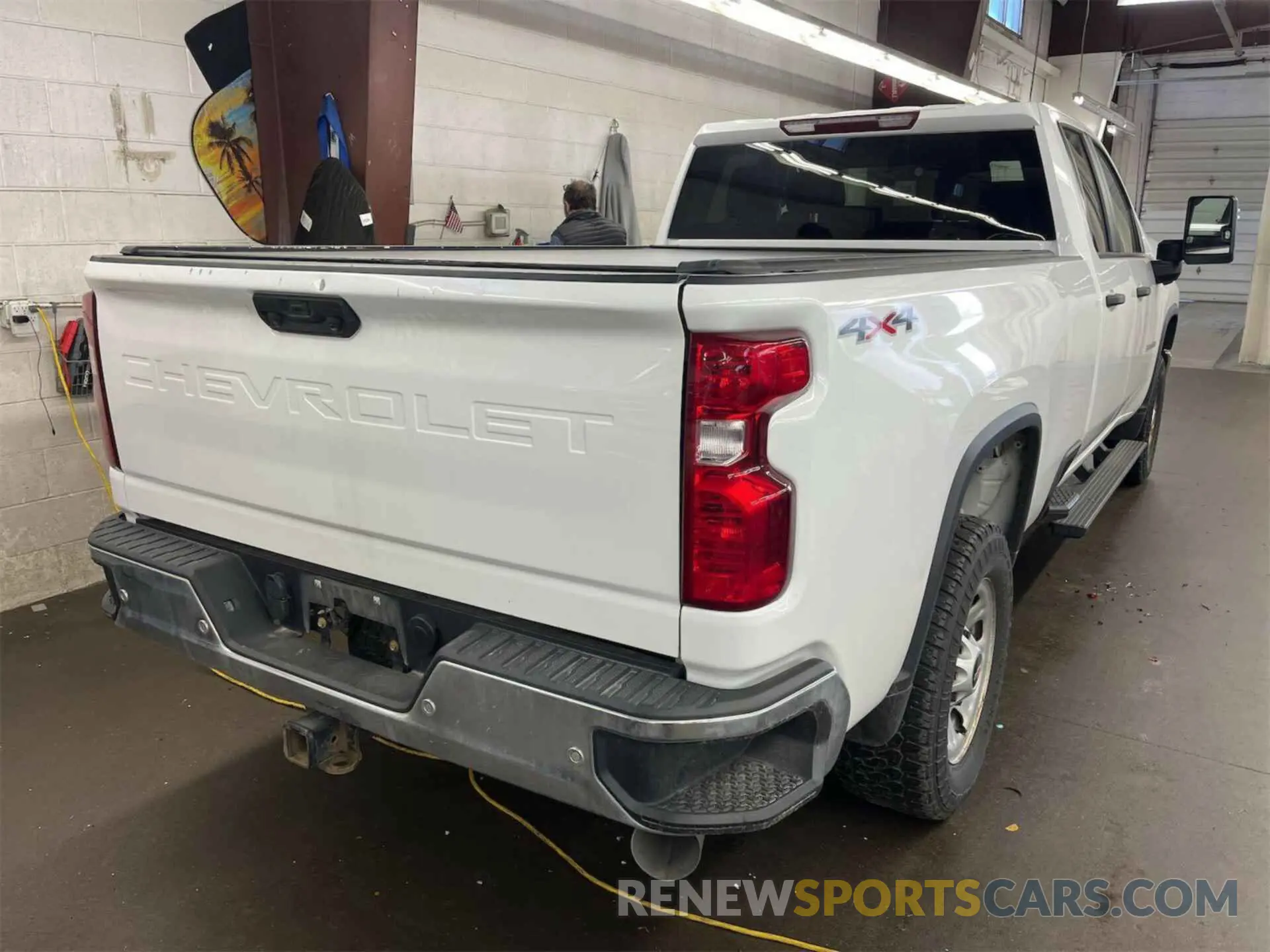 24 Photograph of a damaged car 1GC5YSEY4MF283756 CHEVROLET SILVERADO 2021