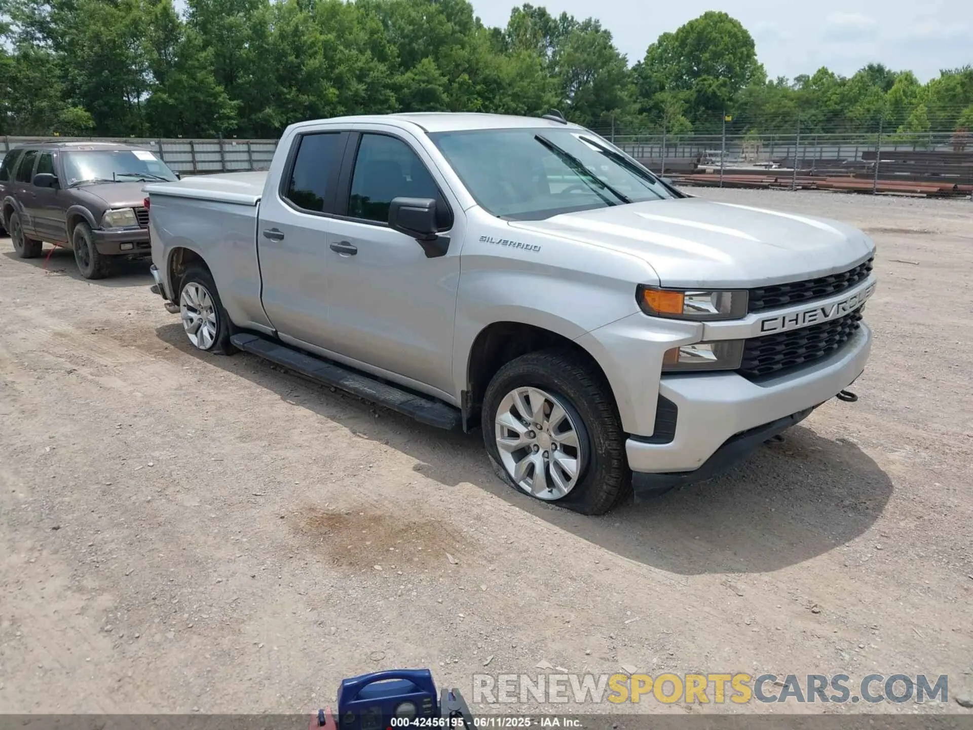 1 Photograph of a damaged car 1GCRWBEH2MZ105480 CHEVROLET SILVERADO 2021