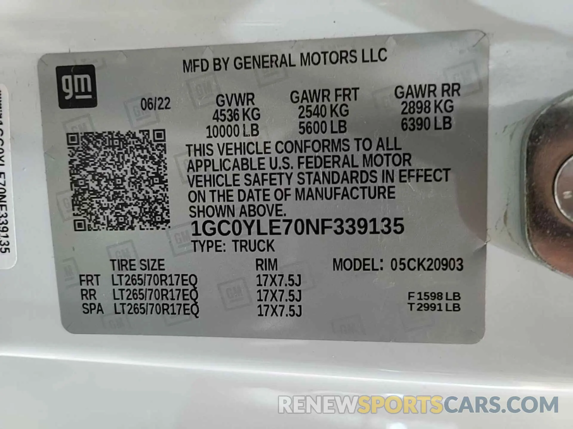 1 Photograph of a damaged car 1GC0YLE70NF339135 CHEVROLET SILVERADO 2022