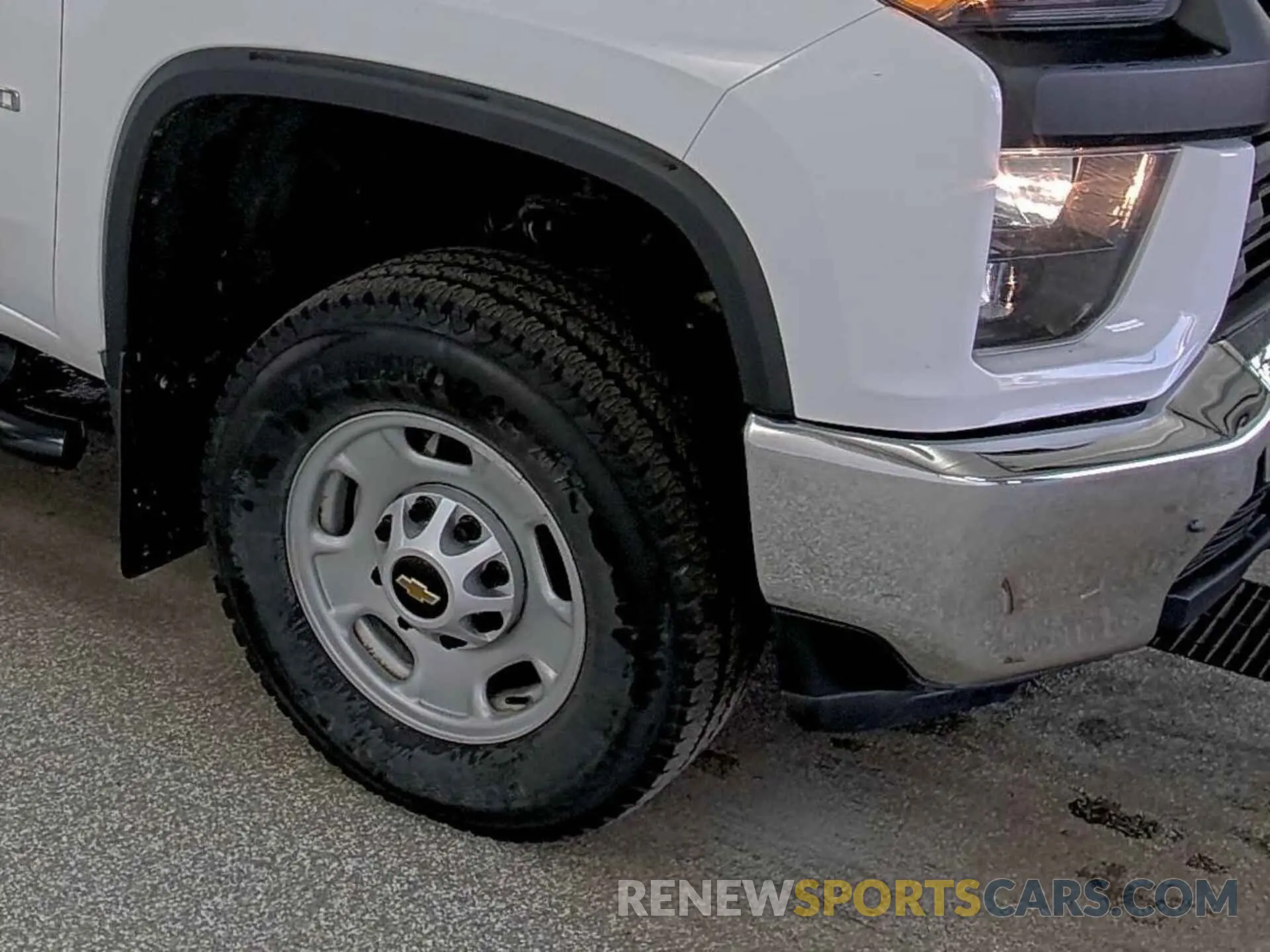 25 Photograph of a damaged car 1GC0YLE77NF338080 CHEVROLET SILVERADO 2022