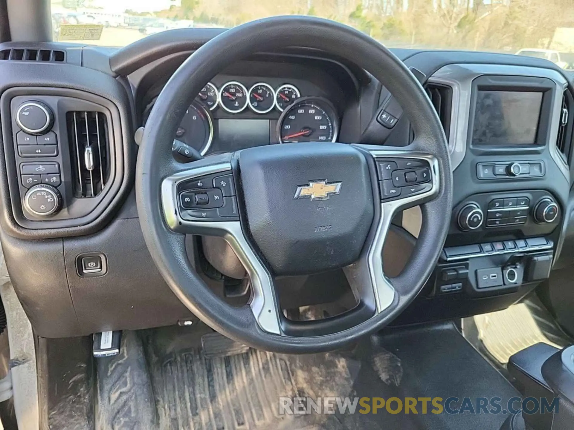 25 Фотография поврежденного автомобиля 1GC0YLE79NF214814 CHEVROLET SILVERADO 2022