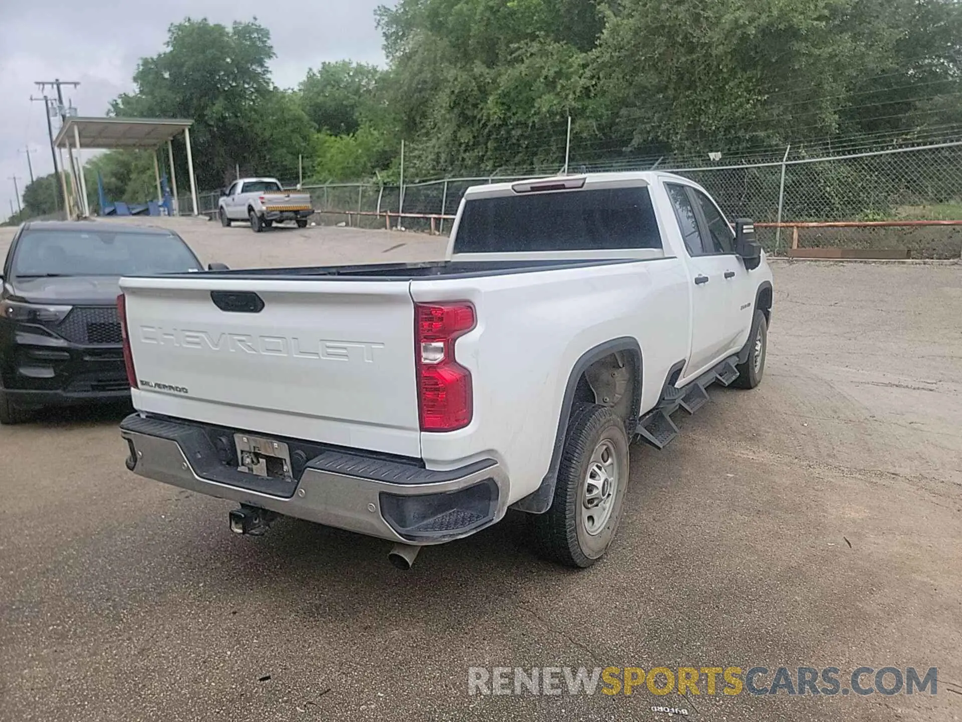 8 Фотография поврежденного автомобиля 1GC2YLE75NF255806 CHEVROLET SILVERADO 2022