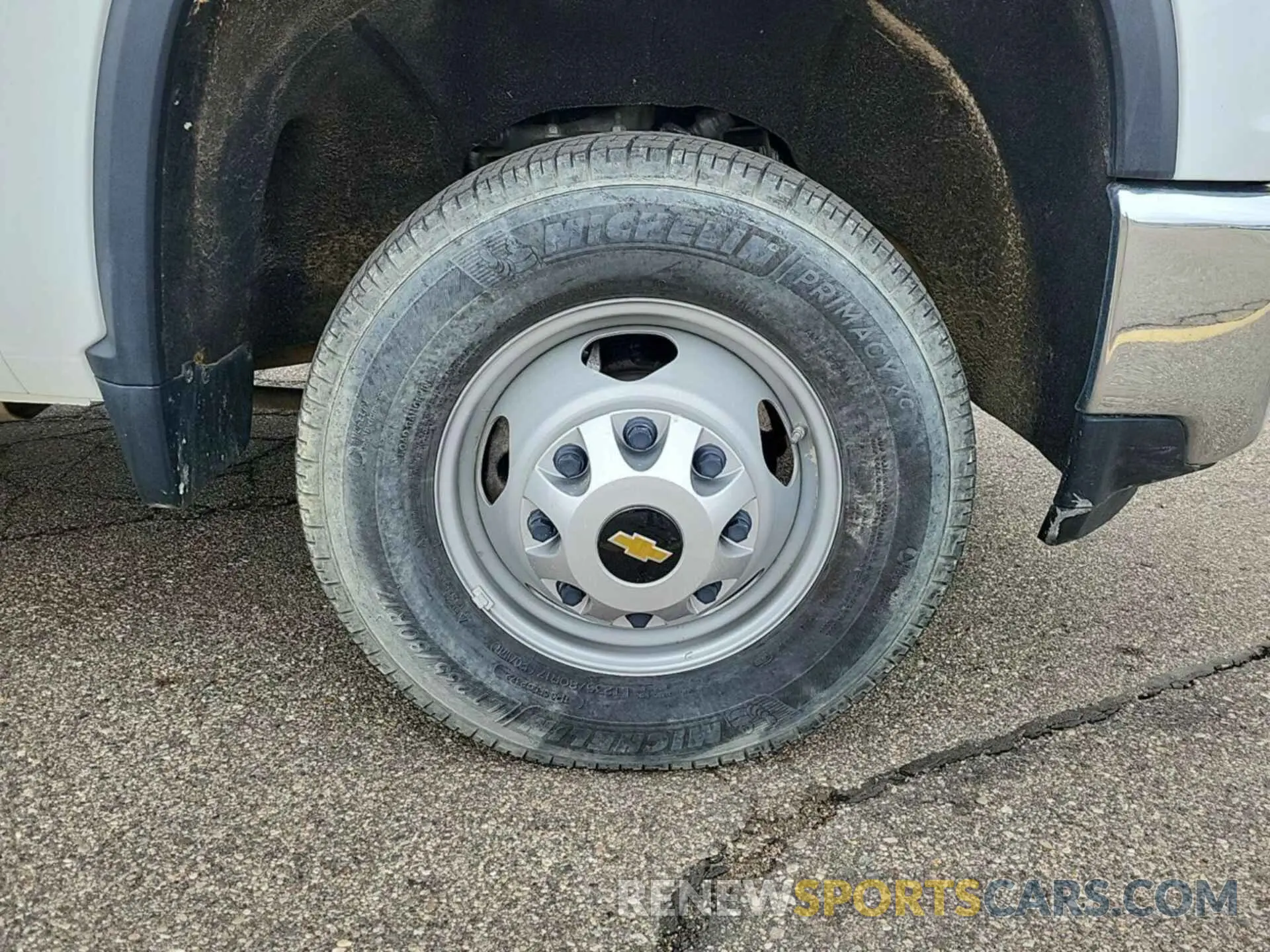 19 Photograph of a damaged car 1GB3WRE75PF158576 CHEVROLET SILVERADO 2023