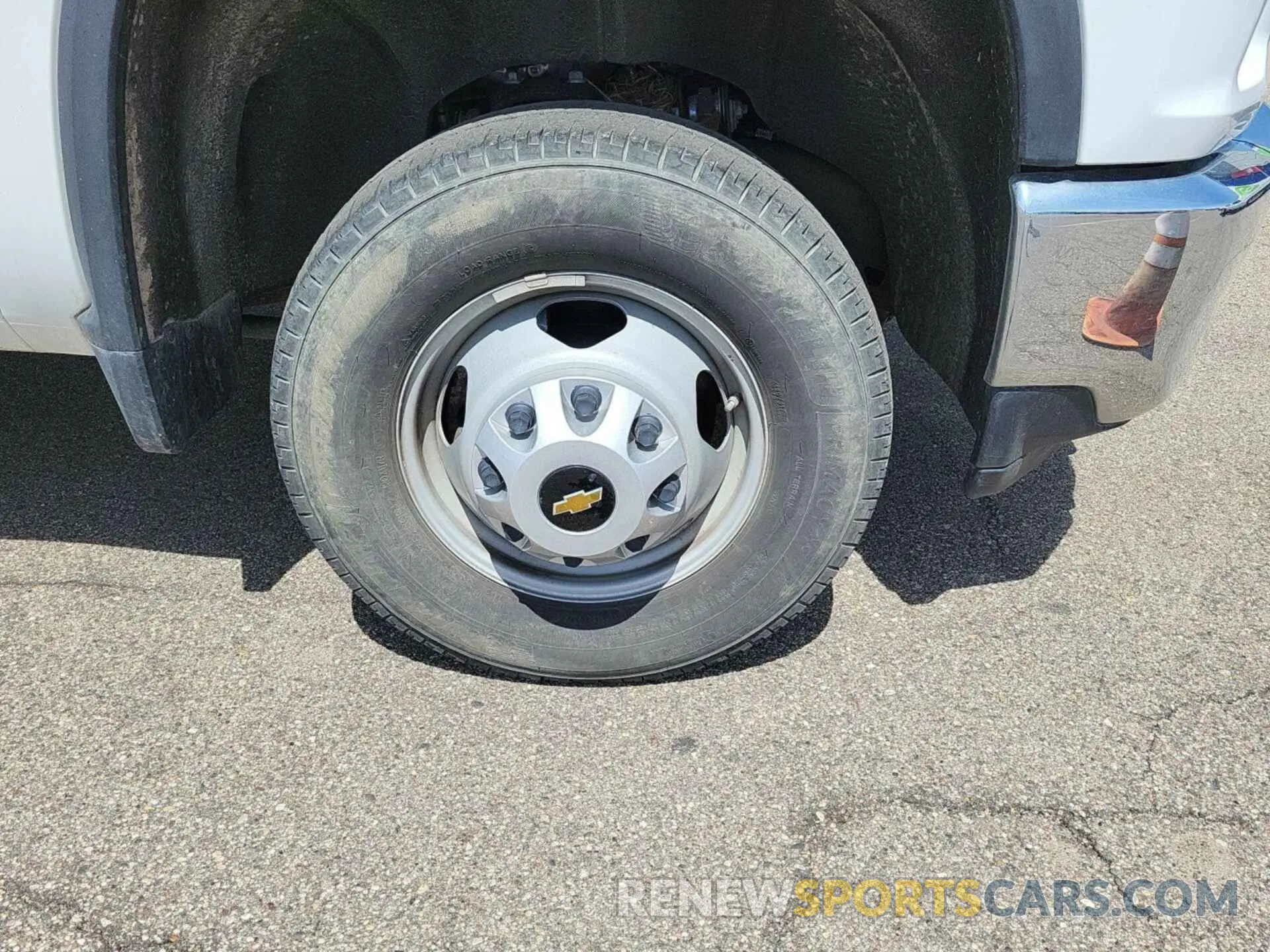 22 Photograph of a damaged car 1GB3YSE71PF217866 CHEVROLET SILVERADO 2023