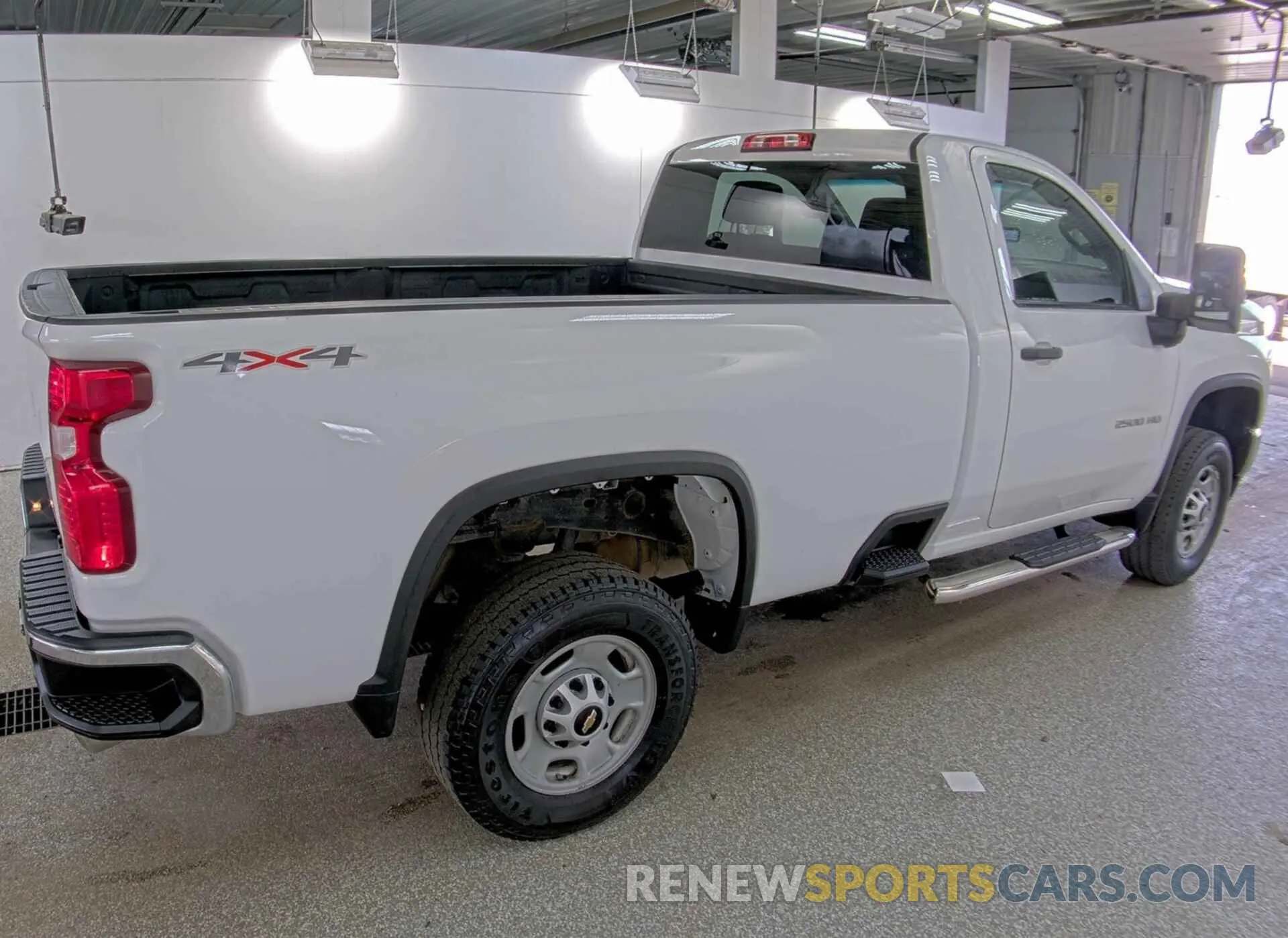 21 Фотография поврежденного автомобиля 1GC3YLE73PF245122 CHEVROLET SILVERADO 2023