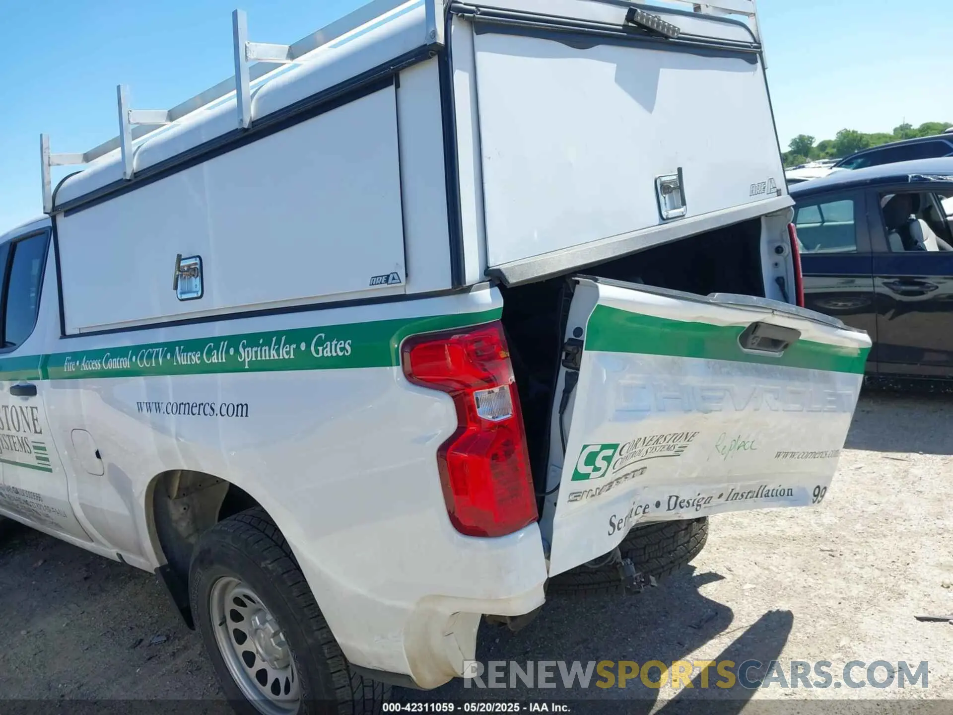 17 Photograph of a damaged car 1GCRAAEK4PZ148744 CHEVROLET SILVERADO 2023
