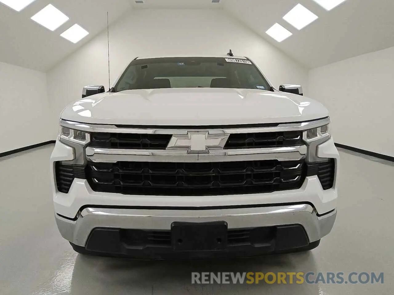 5 Photograph of a damaged car 2GCPACED6P1125995 CHEVROLET SILVERADO 2023