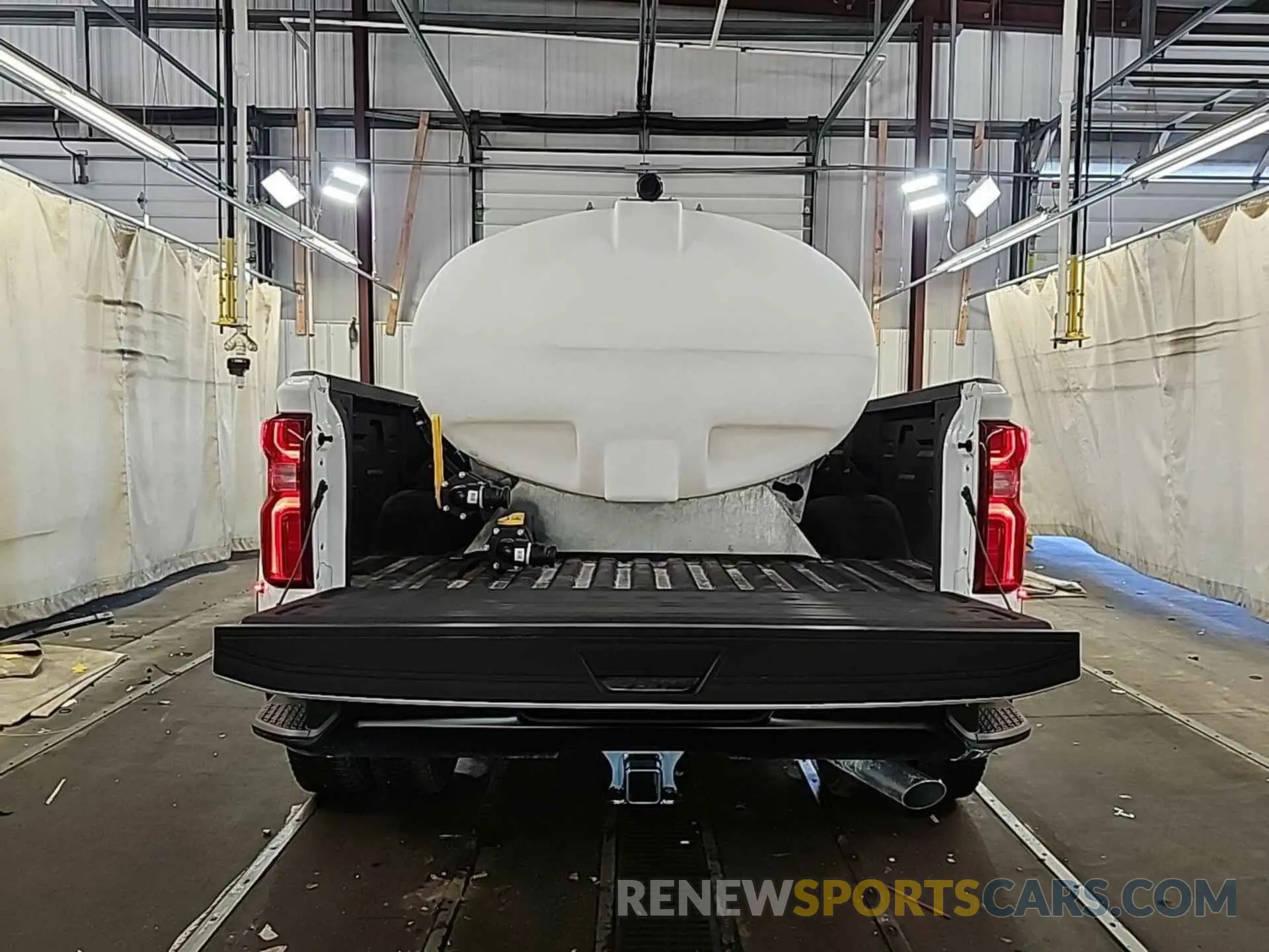 23 Photograph of a damaged car 1GC3YSE74RF320648 CHEVROLET SILVERADO 2024