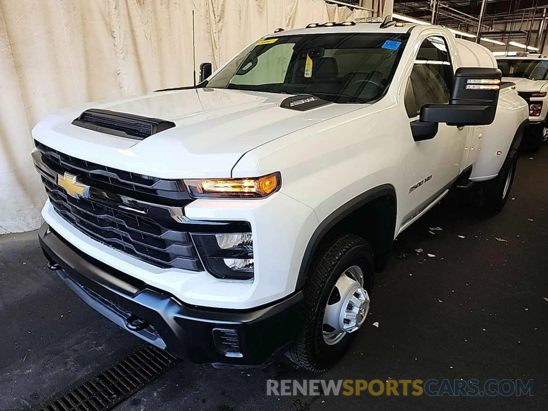 23 Photograph of a damaged car 1GC3YSE7XRF320475 CHEVROLET SILVERADO 2024
