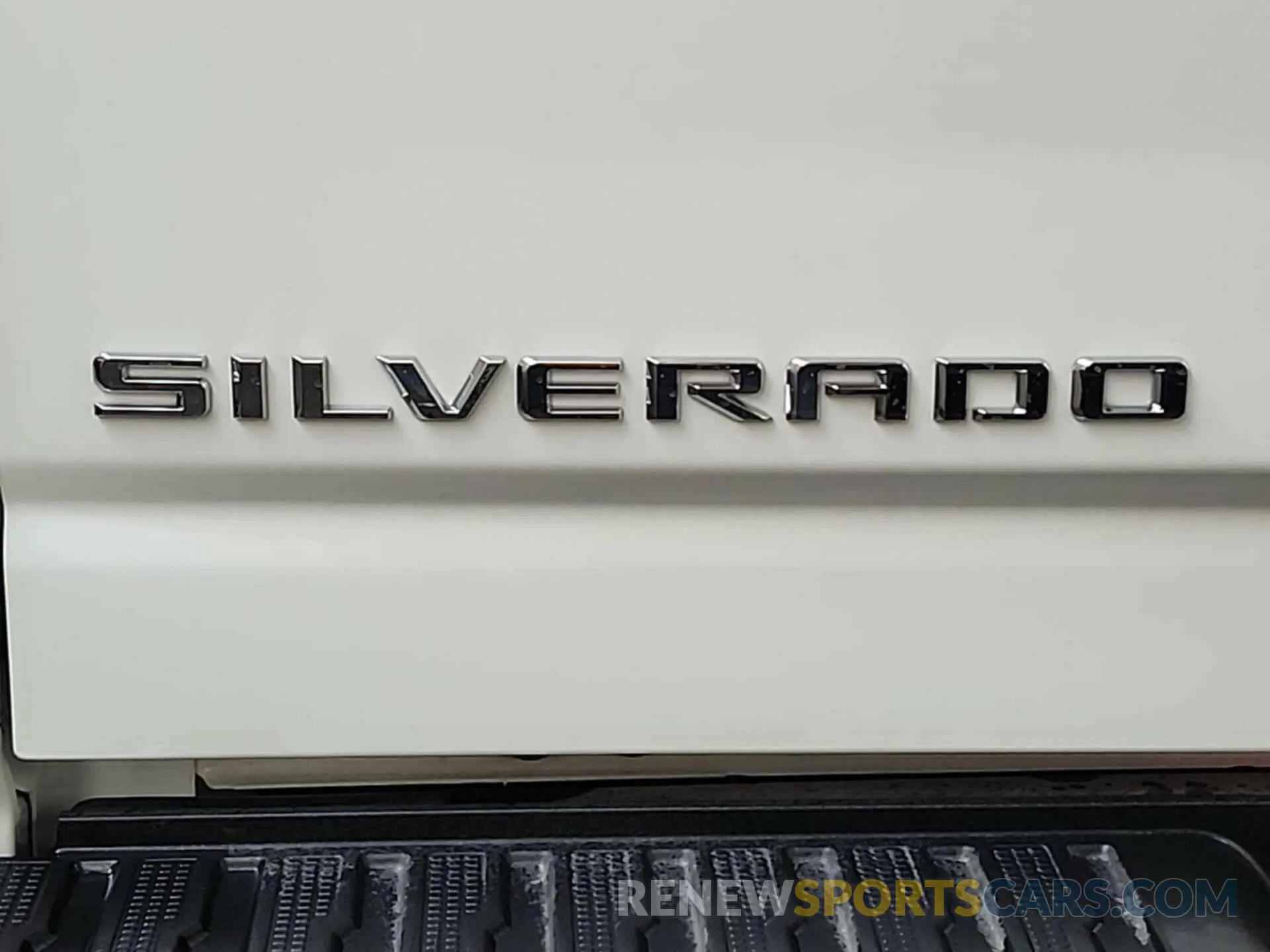 26 Photograph of a damaged car 1GC3YSE7XRF320475 CHEVROLET SILVERADO 2024
