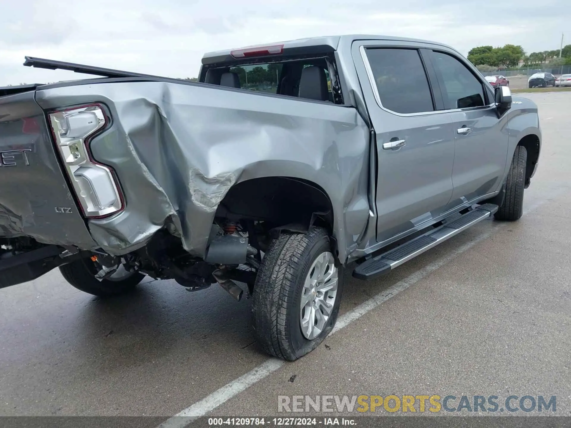 4 Фотография поврежденного автомобиля 2GCPAEED3R1273195 CHEVROLET SILVERADO 2024