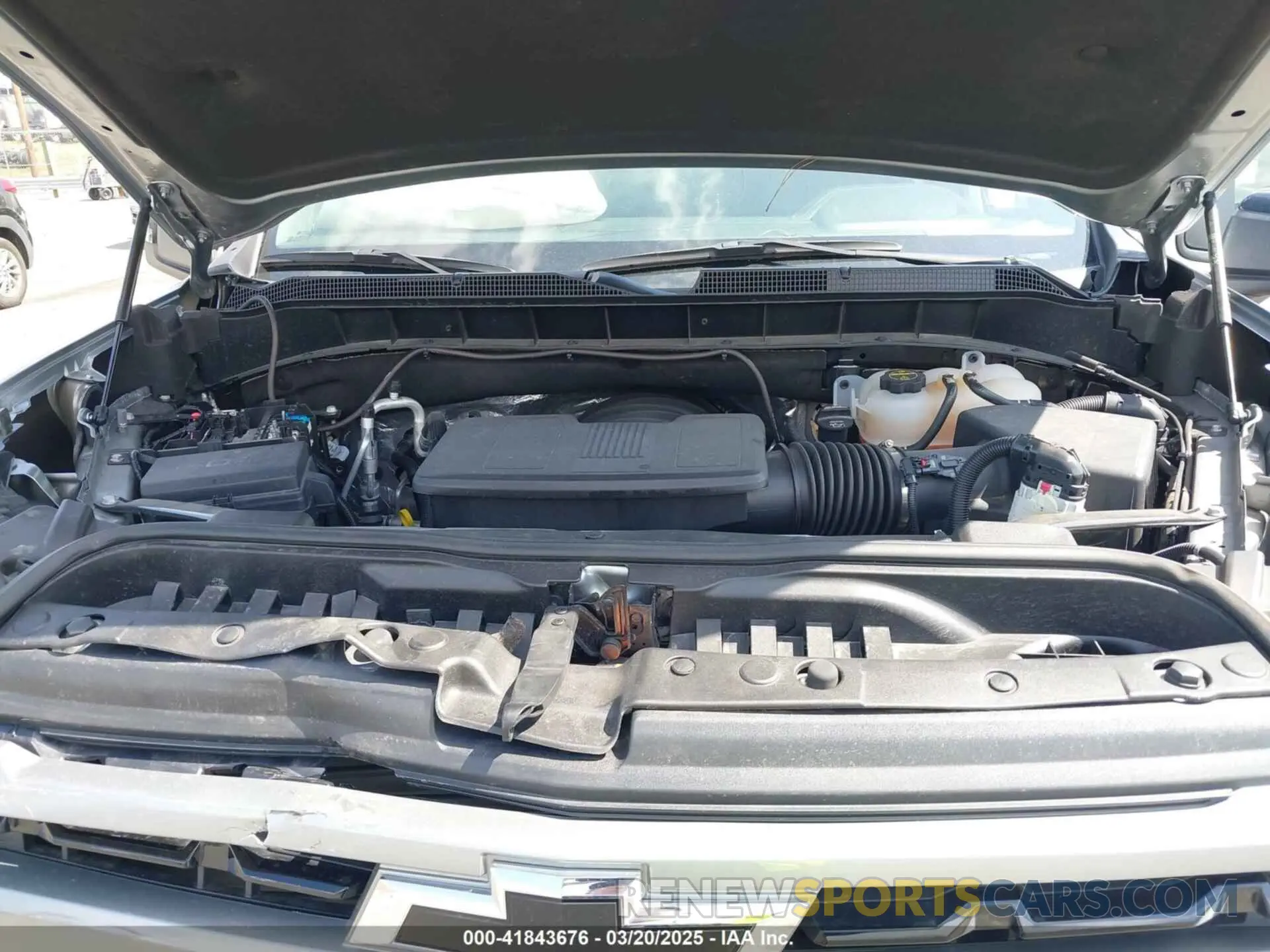 10 Фотография поврежденного автомобиля 2GCUDEED1R1247768 CHEVROLET SILVERADO 2024