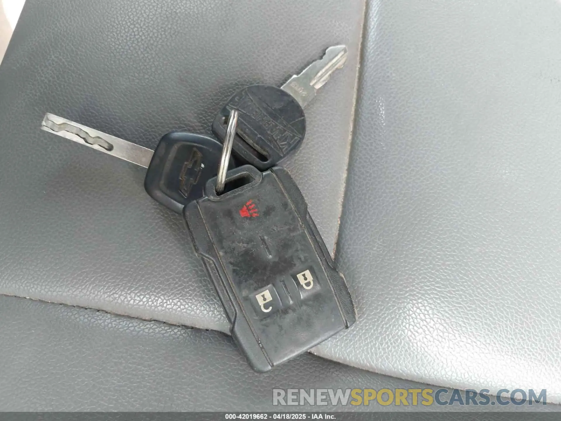 11 Photograph of a damaged car 1GC1CREG1KF136045 CHEVROLET SILVERADO 2500HD 2019