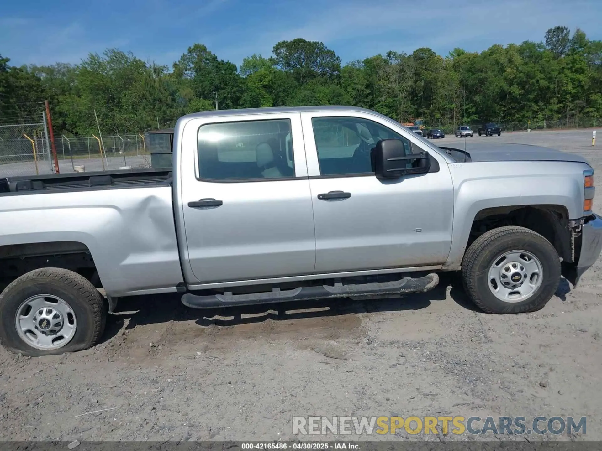 13 Photograph of a damaged car 1GC1CREY2KF164803 CHEVROLET SILVERADO 2500HD 2019