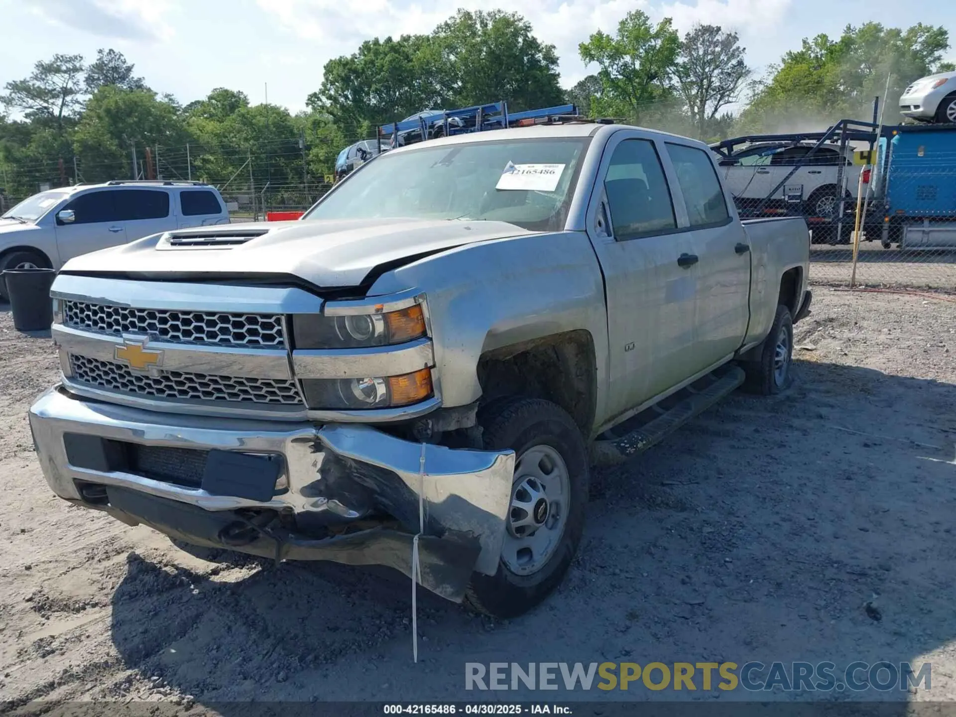 2 Photograph of a damaged car 1GC1CREY2KF164803 CHEVROLET SILVERADO 2500HD 2019