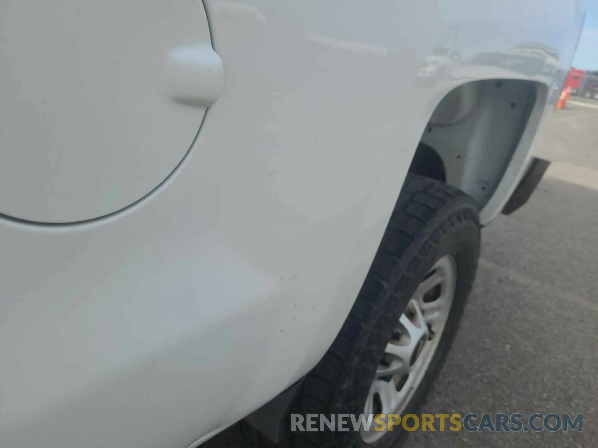 28 Photograph of a damaged car 1GC1KREG1KF256463 CHEVROLET SILVERADO 2500HD 2019