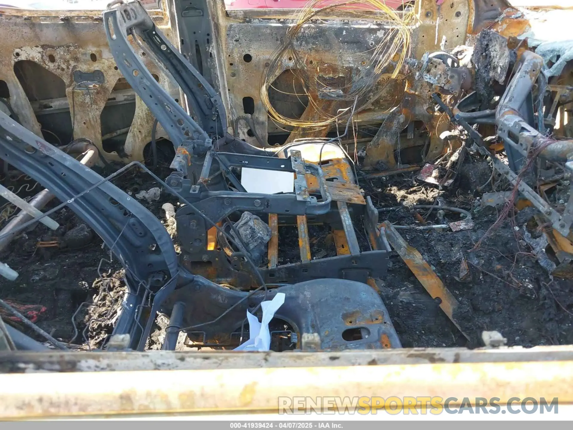 5 Photograph of a damaged car 1GC1KREY8KF191474 CHEVROLET SILVERADO 2500HD 2019