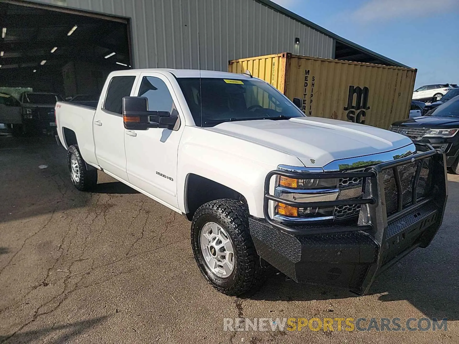 17 Photograph of a damaged car 1GC1KSEG4KF189638 CHEVROLET SILVERADO 2500HD 2019