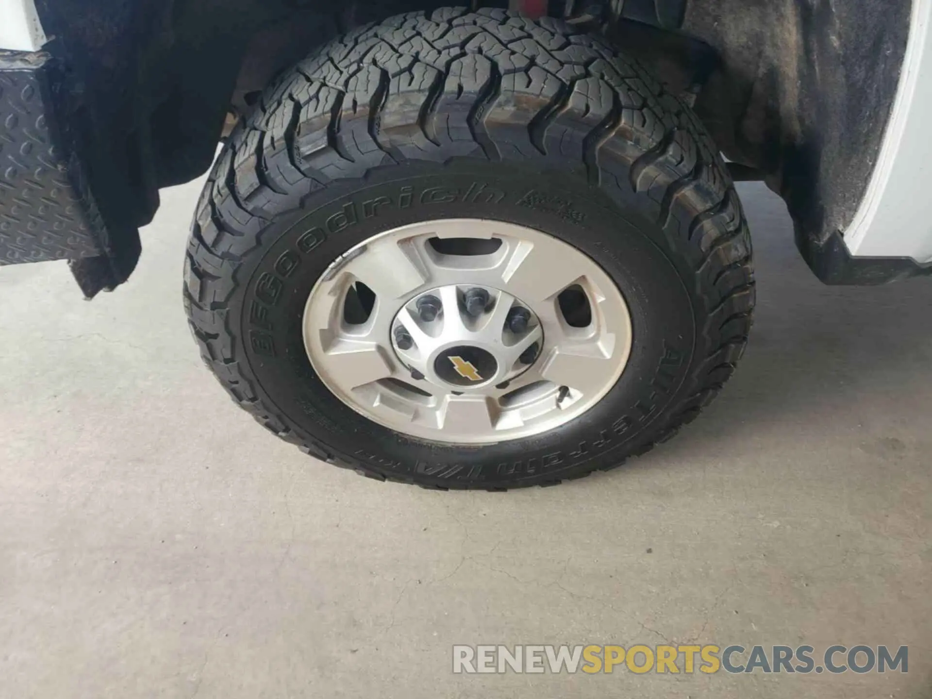 12 Photograph of a damaged car 1GC1KSEGXKF268652 CHEVROLET SILVERADO 2500HD 2019
