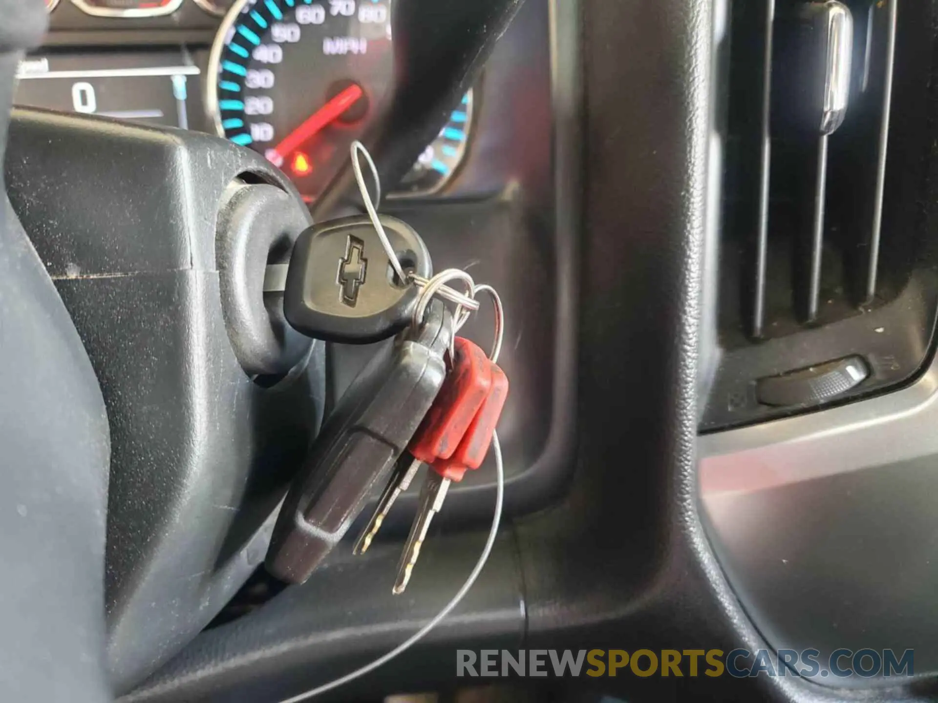 9 Photograph of a damaged car 1GC1KSEGXKF268652 CHEVROLET SILVERADO 2500HD 2019