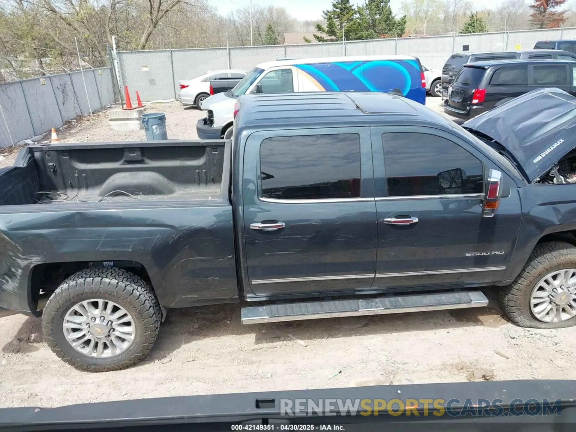 14 Photograph of a damaged car 1GC1KTEY5KF183359 CHEVROLET SILVERADO 2500HD 2019