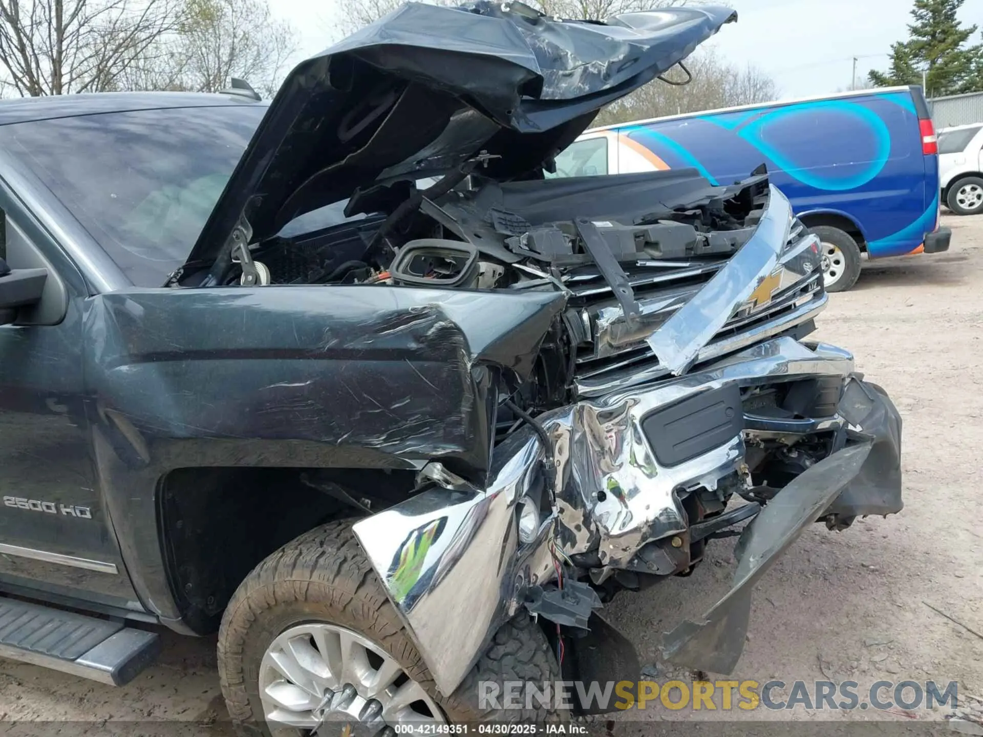 18 Photograph of a damaged car 1GC1KTEY5KF183359 CHEVROLET SILVERADO 2500HD 2019