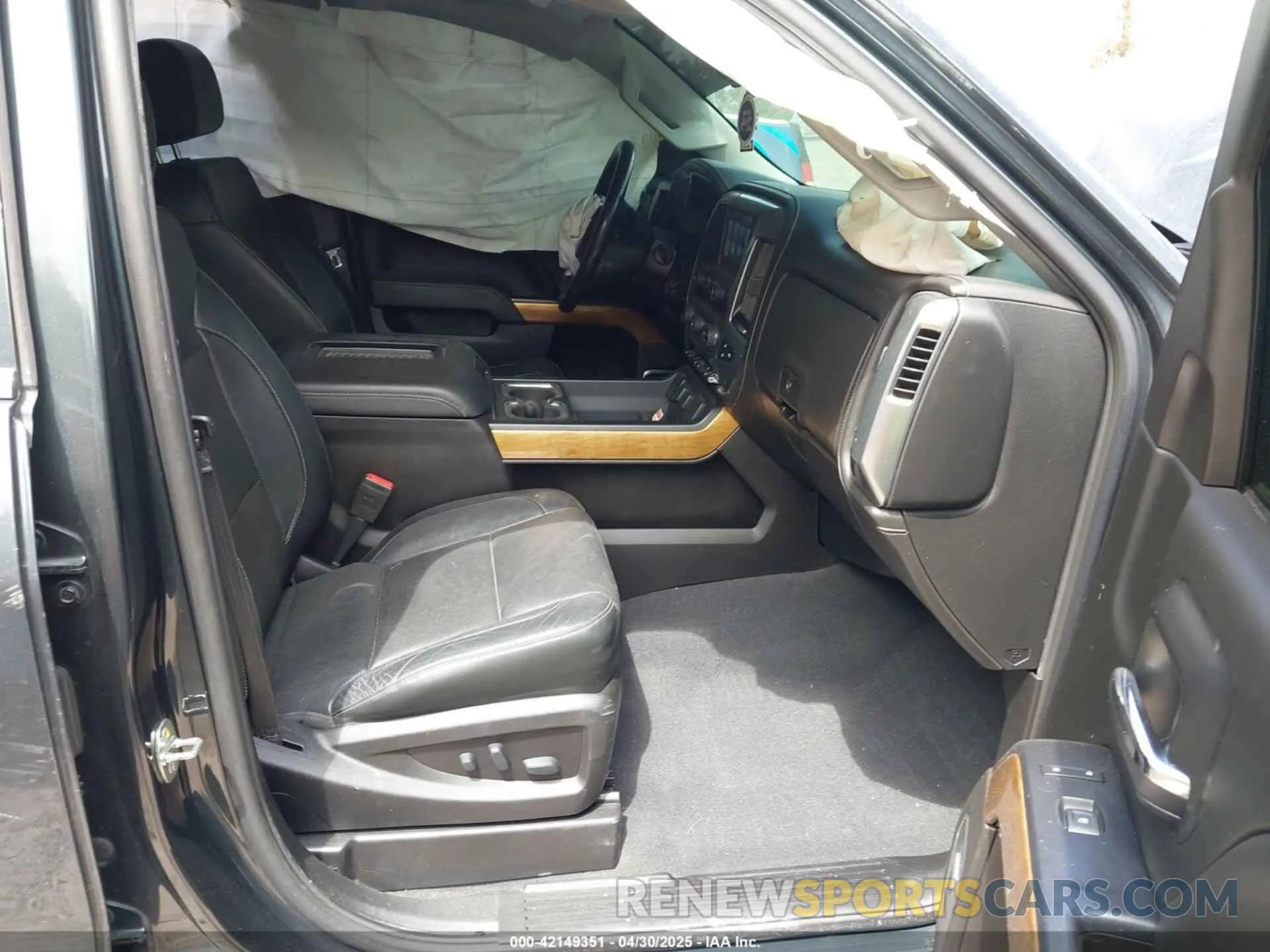 5 Photograph of a damaged car 1GC1KTEY5KF183359 CHEVROLET SILVERADO 2500HD 2019