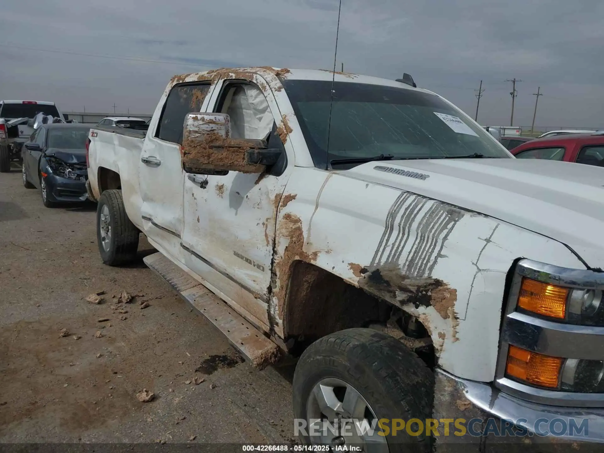 6 Photograph of a damaged car 1GC1KTEY7KF187154 CHEVROLET SILVERADO 2500HD 2019