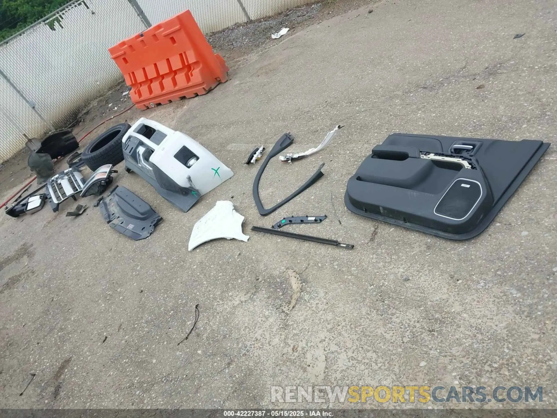 12 Photograph of a damaged car 1GC1KUEY2KF182465 CHEVROLET SILVERADO 2500HD 2019