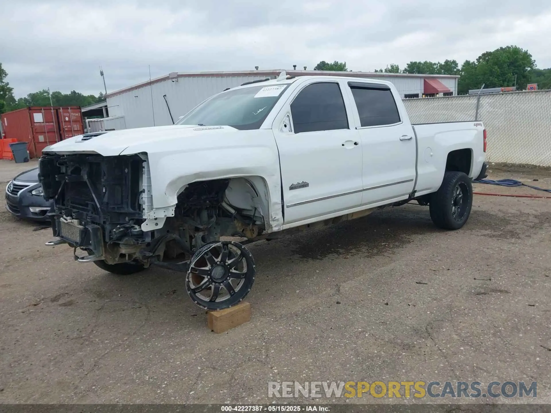 2 Photograph of a damaged car 1GC1KUEY2KF182465 CHEVROLET SILVERADO 2500HD 2019
