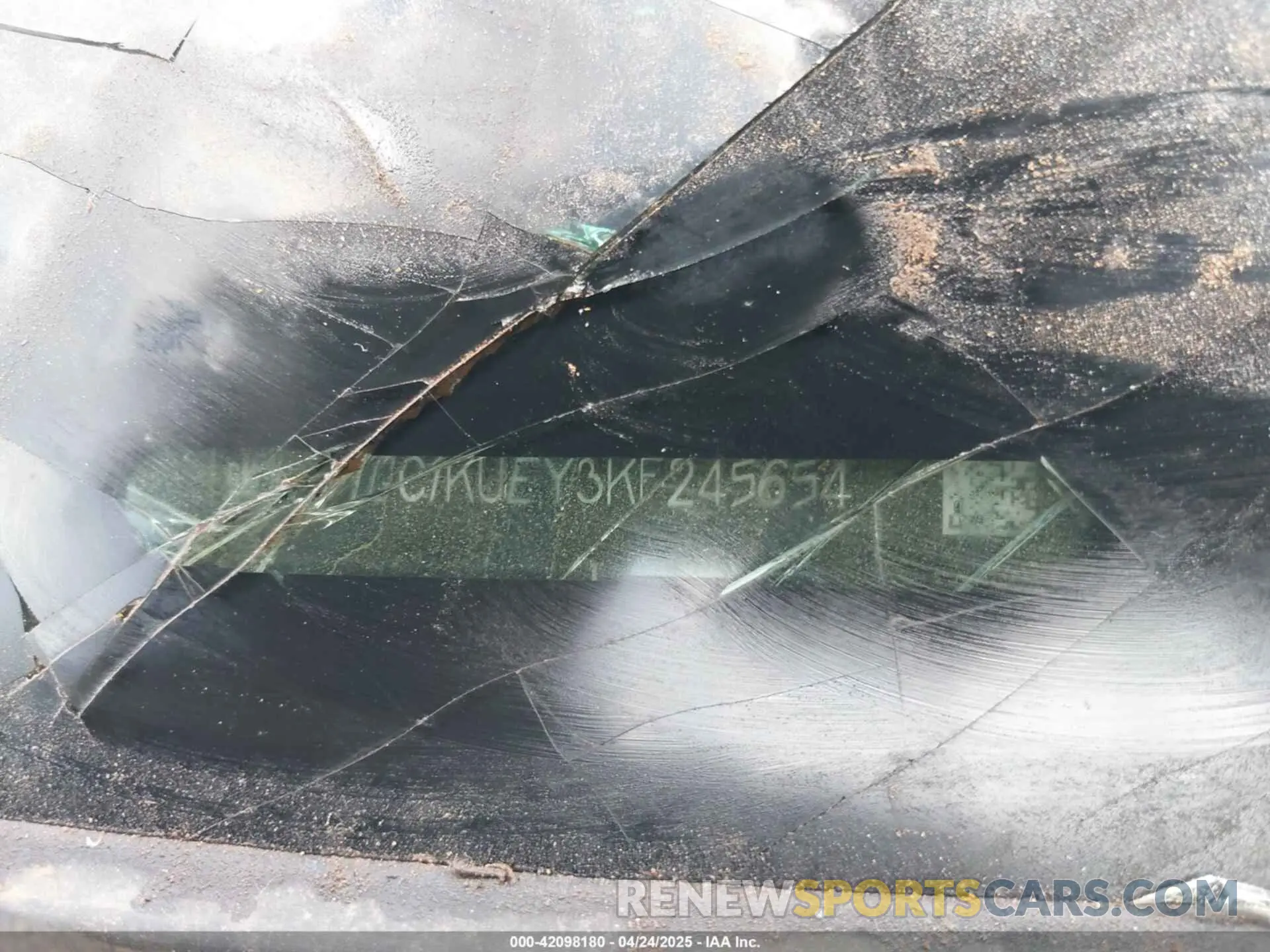 9 Photograph of a damaged car 1GC1KUEY3KF245654 CHEVROLET SILVERADO 2500HD 2019