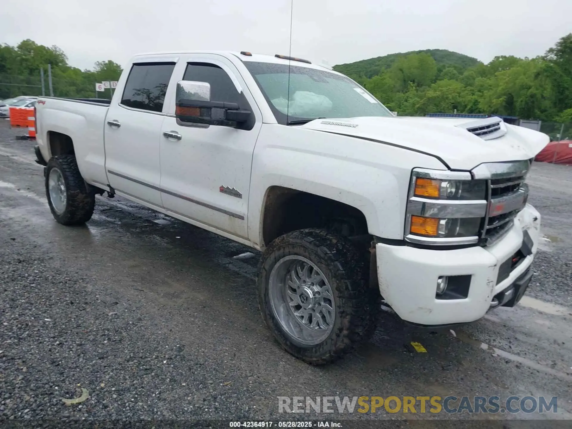 1 Фотография поврежденного автомобиля 1GC1KUEY6KF247124 CHEVROLET SILVERADO 2500HD 2019
