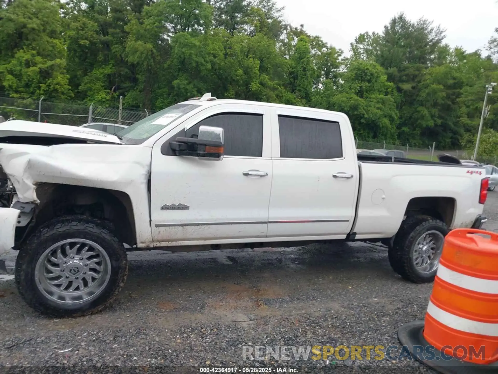 14 Фотография поврежденного автомобиля 1GC1KUEY6KF247124 CHEVROLET SILVERADO 2500HD 2019