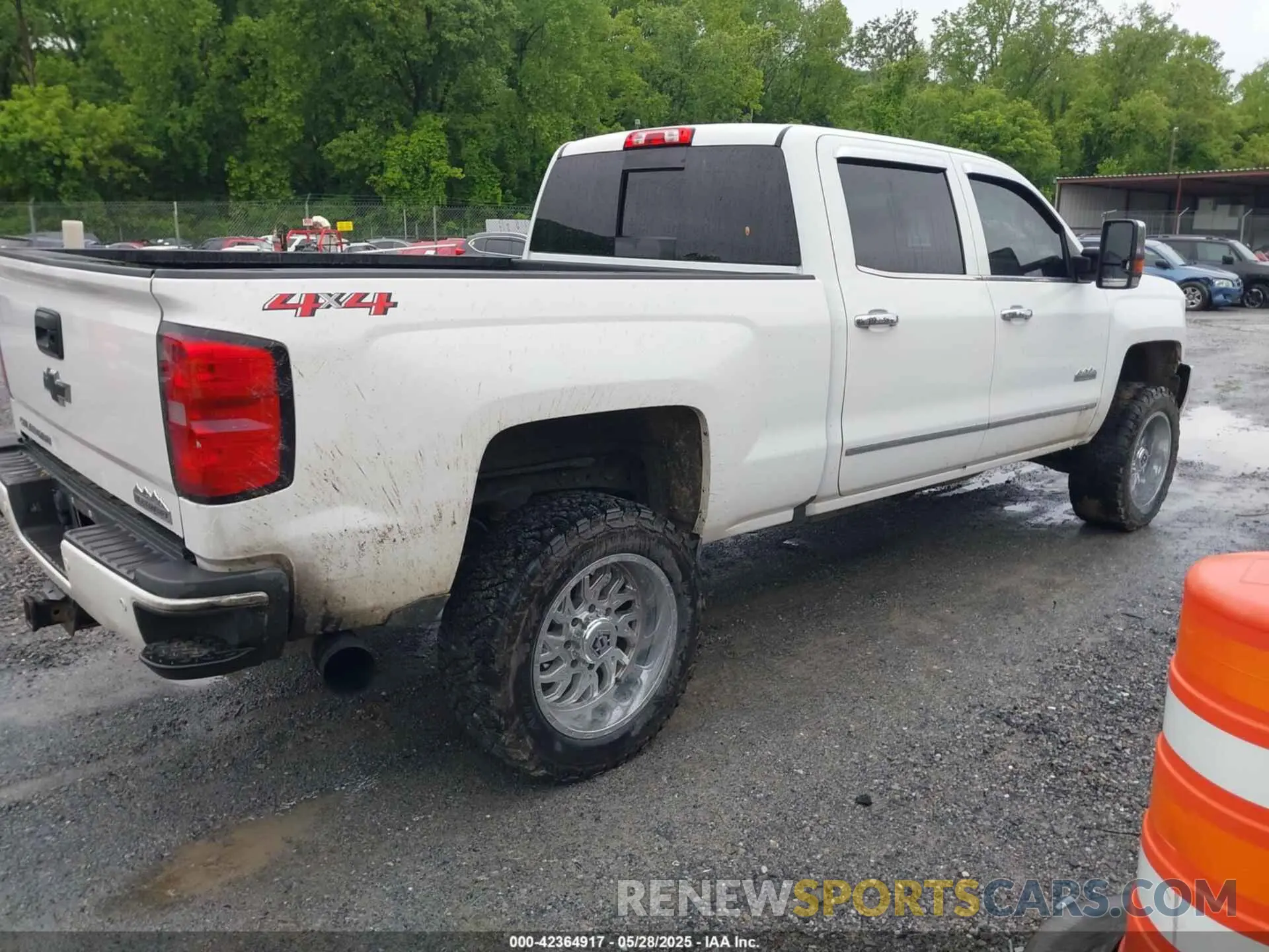 4 Фотография поврежденного автомобиля 1GC1KUEY6KF247124 CHEVROLET SILVERADO 2500HD 2019