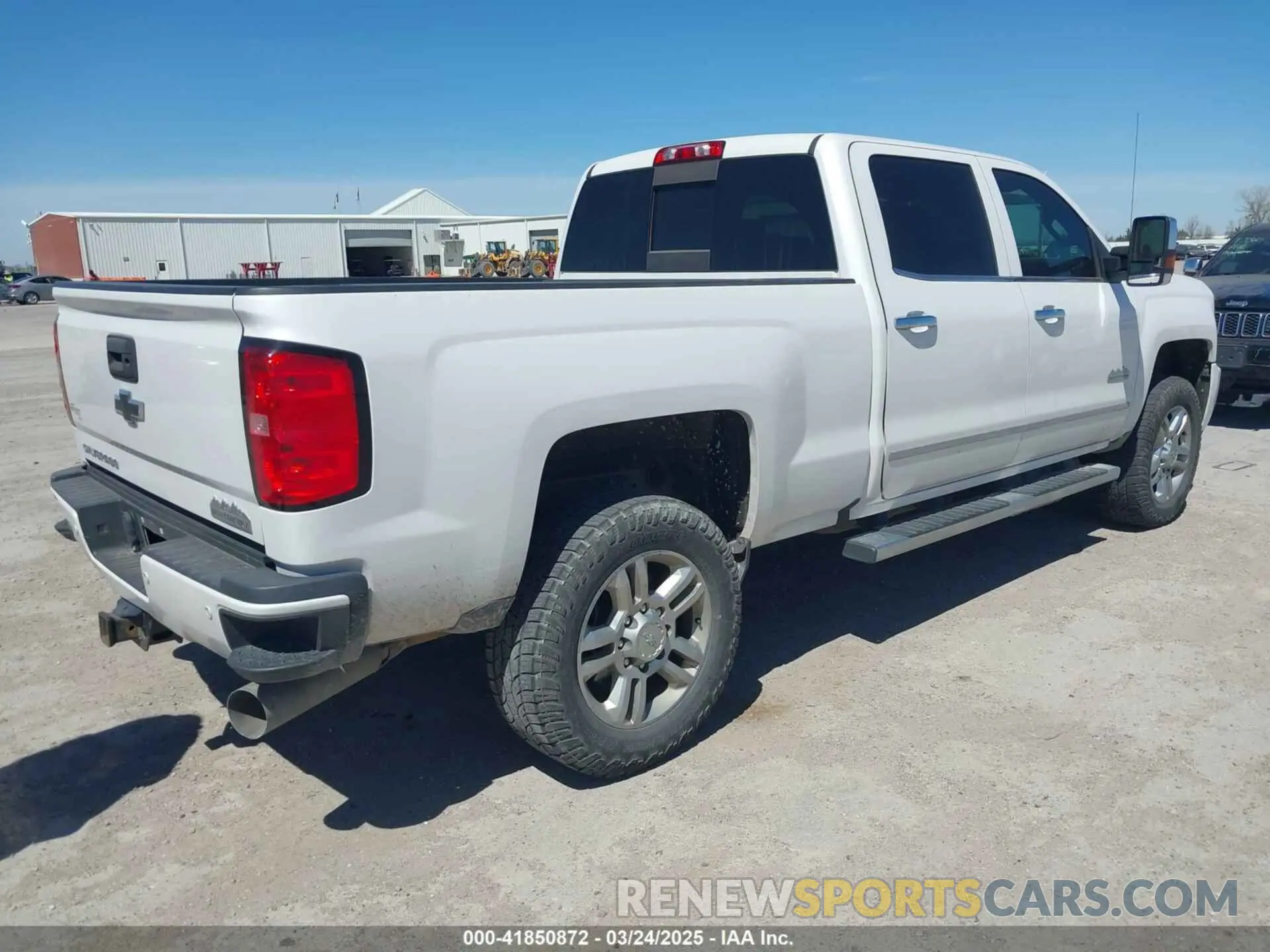 4 Фотография поврежденного автомобиля 1GC1KUEY8KF171437 CHEVROLET SILVERADO 2500HD 2019