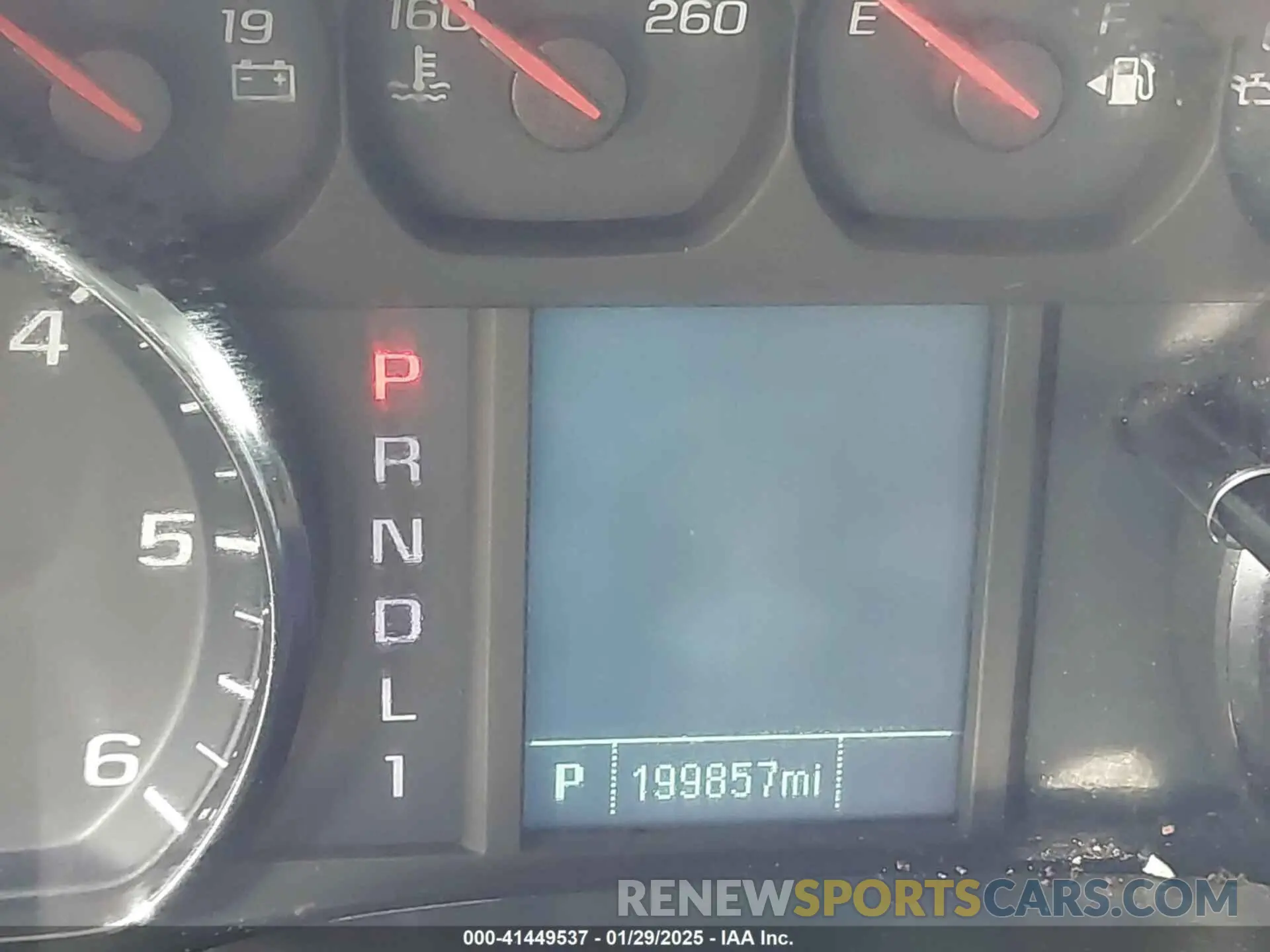 15 Photograph of a damaged car 2GB2CREG1K1220642 CHEVROLET SILVERADO 2500HD 2019