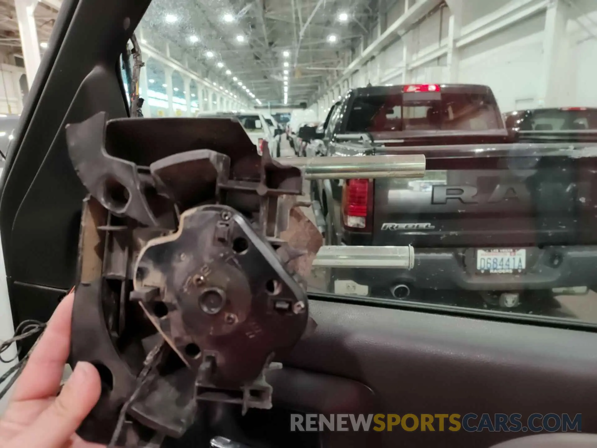 17 Фотография поврежденного автомобиля 2GB2KREG8K1182653 CHEVROLET SILVERADO 2500HD 2019