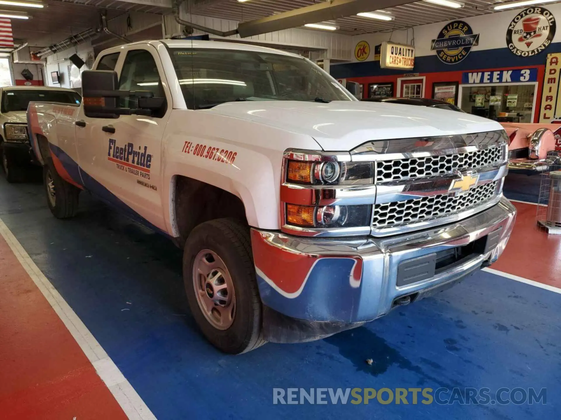 27 Photograph of a damaged car 2GC2CREG2K1181281 CHEVROLET SILVERADO 2500HD 2019