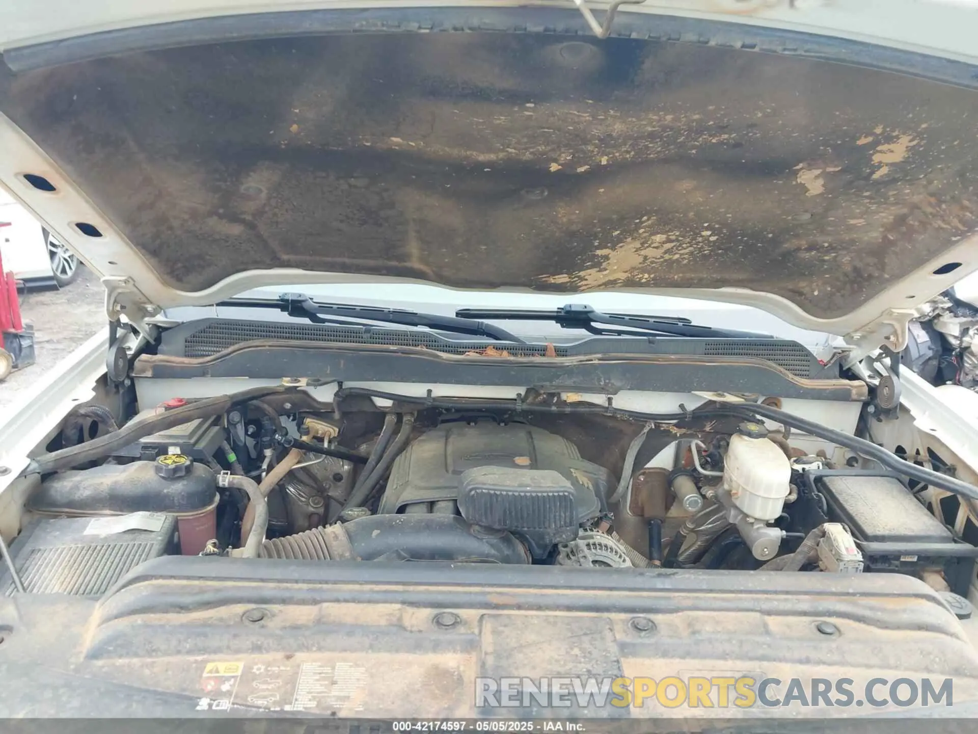 10 Photograph of a damaged car 2GC2CREG2K1226543 CHEVROLET SILVERADO 2500HD 2019