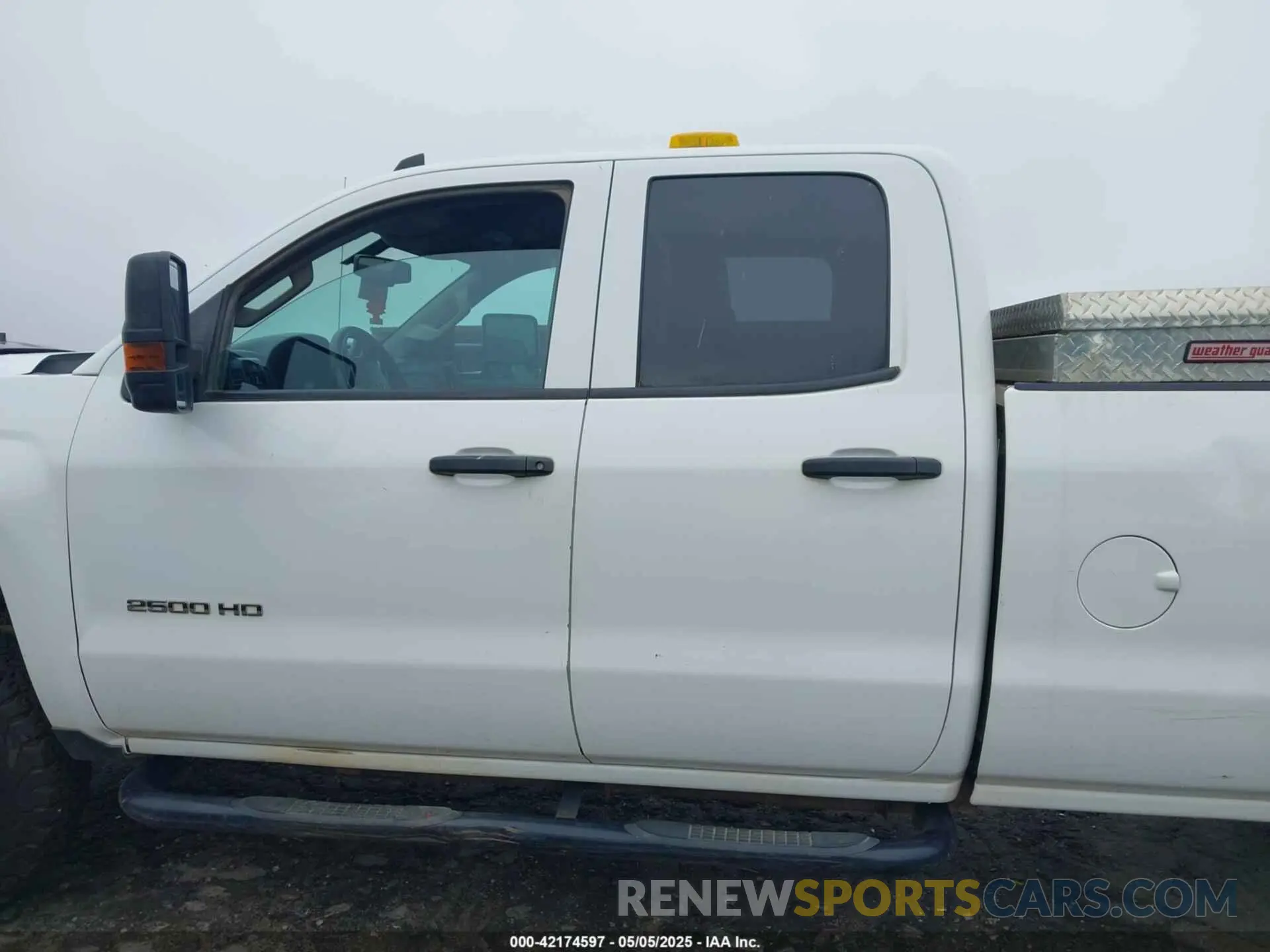 14 Photograph of a damaged car 2GC2CREG2K1226543 CHEVROLET SILVERADO 2500HD 2019