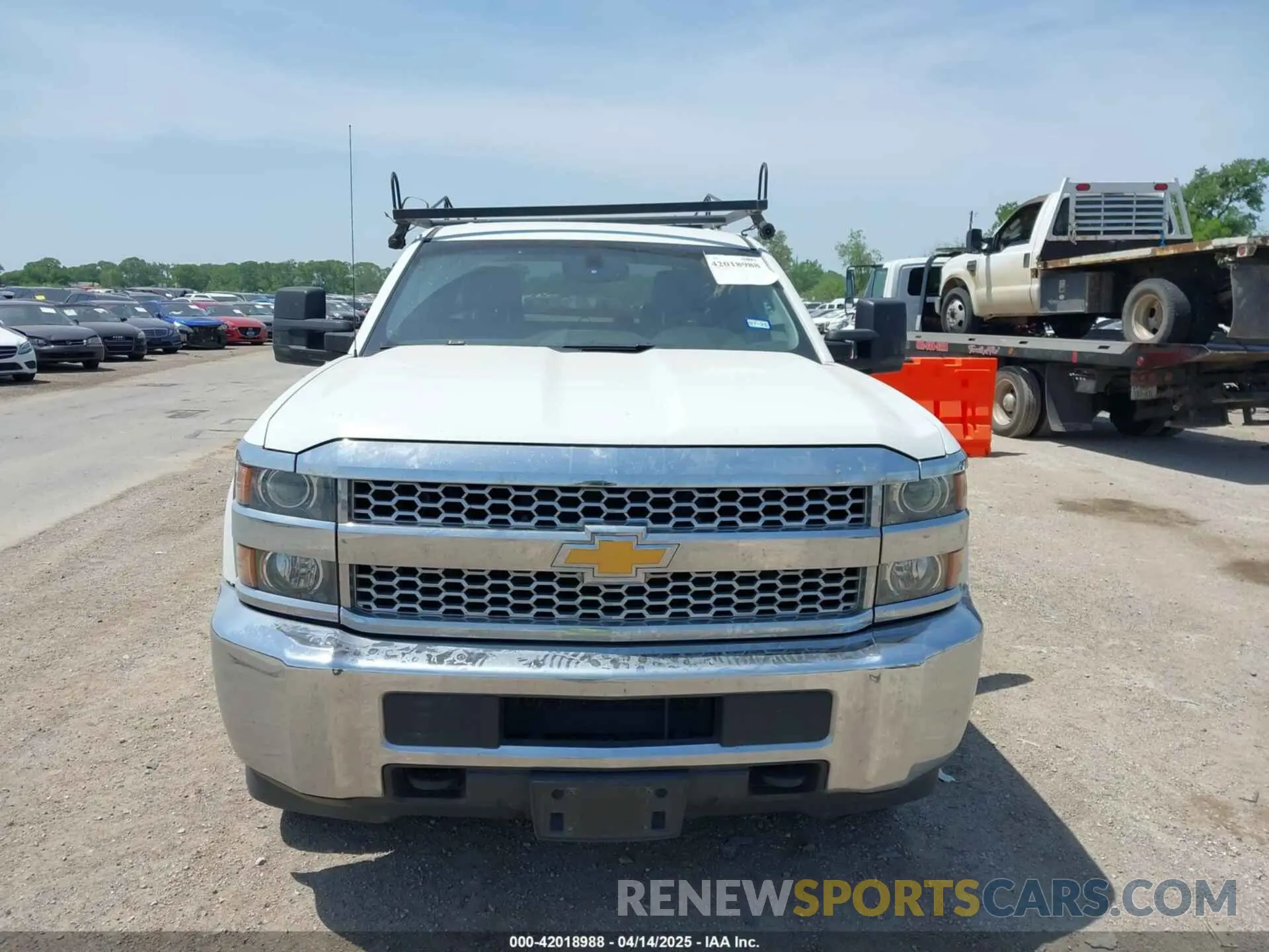 12 Photograph of a damaged car 2GC2KREG0K1200607 CHEVROLET SILVERADO 2500HD 2019