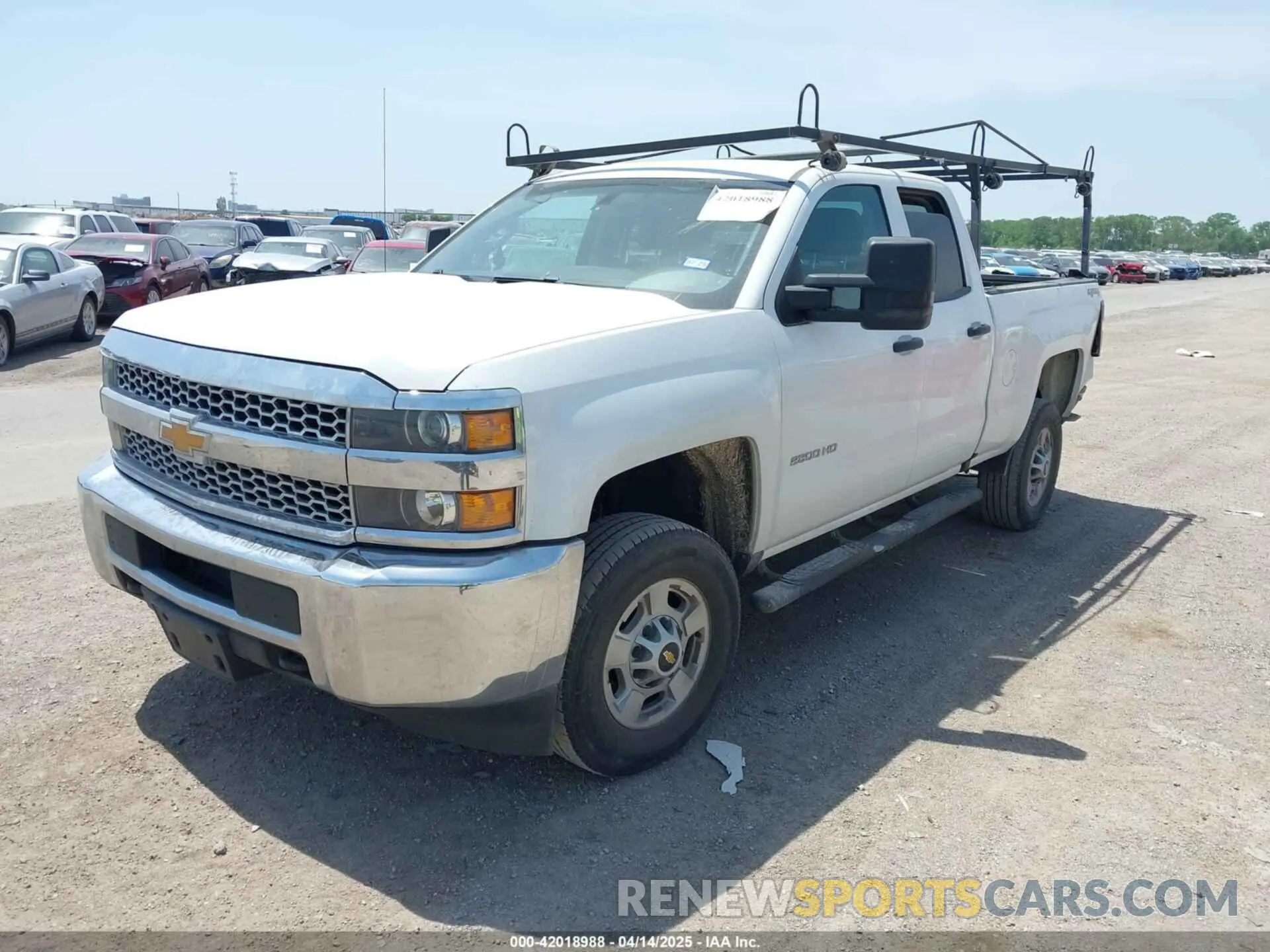 2 Photograph of a damaged car 2GC2KREG0K1200607 CHEVROLET SILVERADO 2500HD 2019