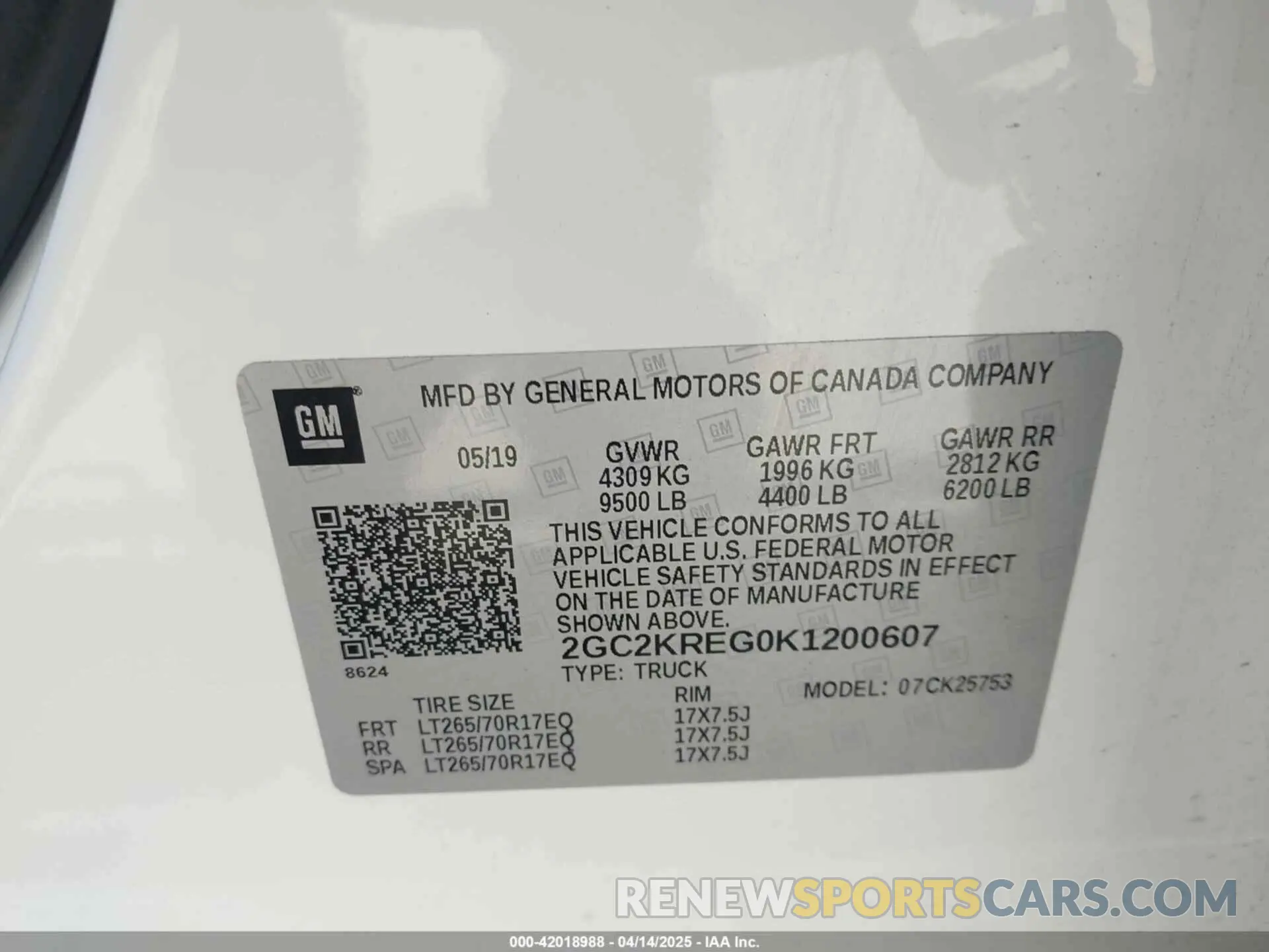 9 Photograph of a damaged car 2GC2KREG0K1200607 CHEVROLET SILVERADO 2500HD 2019