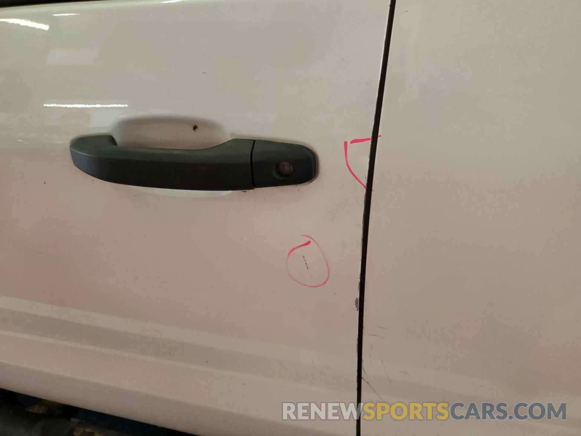 31 Photograph of a damaged car 2GC2KREG1K1189083 CHEVROLET SILVERADO 2500HD 2019