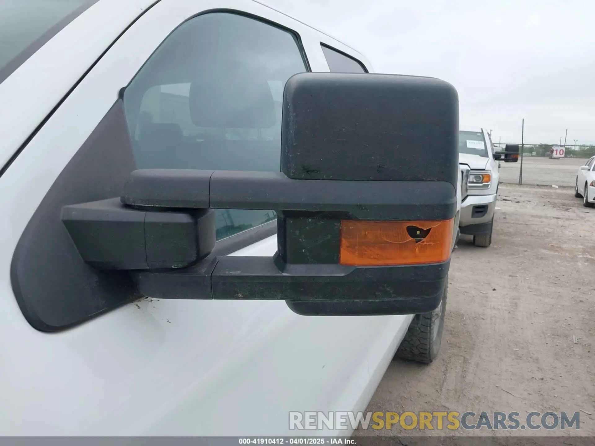 6 Фотография поврежденного автомобиля 2GC2KREG2K1206859 CHEVROLET SILVERADO 2500HD 2019