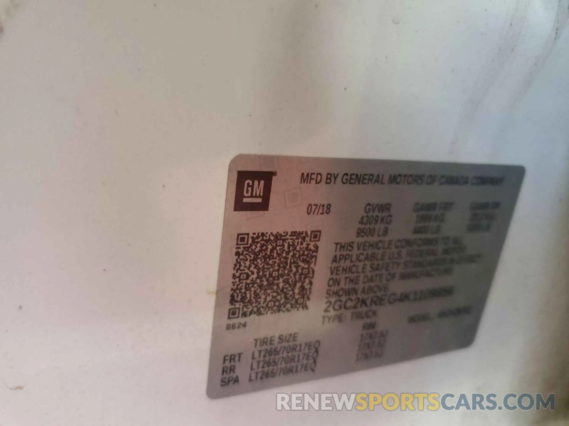 6 Photograph of a damaged car 2GC2KREG4K1109856 CHEVROLET SILVERADO 2500HD 2019