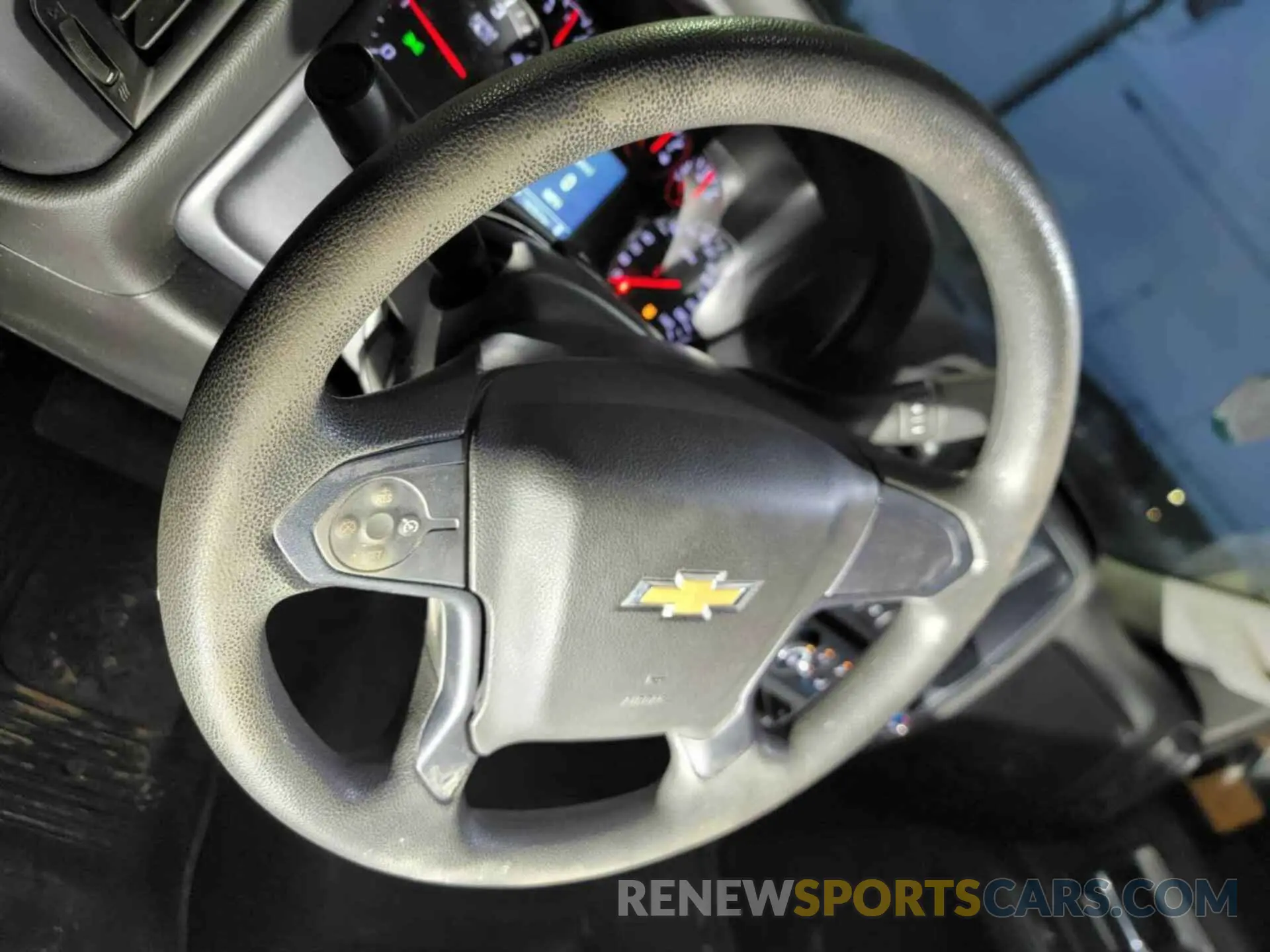2 Фотография поврежденного автомобиля 2GC2KREG6K1230582 CHEVROLET SILVERADO 2500HD 2019