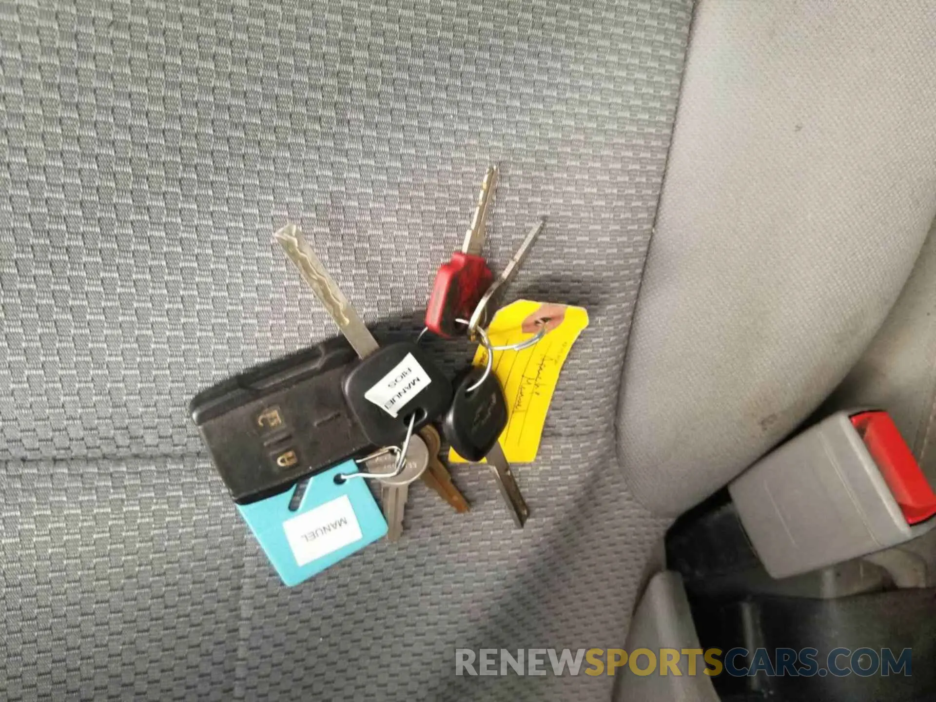 16 Photograph of a damaged car 2GC2KREGXK1115628 CHEVROLET SILVERADO 2500HD 2019