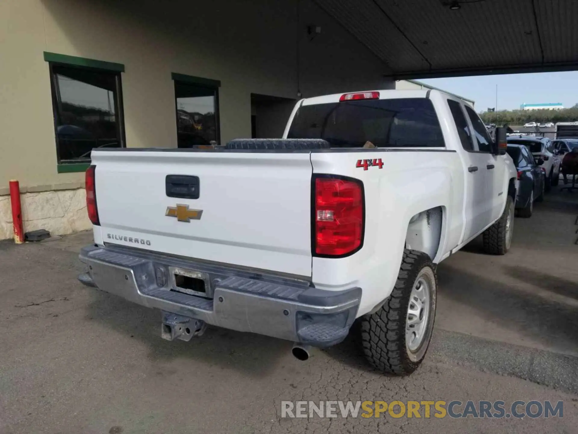 3 Photograph of a damaged car 2GC2KREGXK1115628 CHEVROLET SILVERADO 2500HD 2019